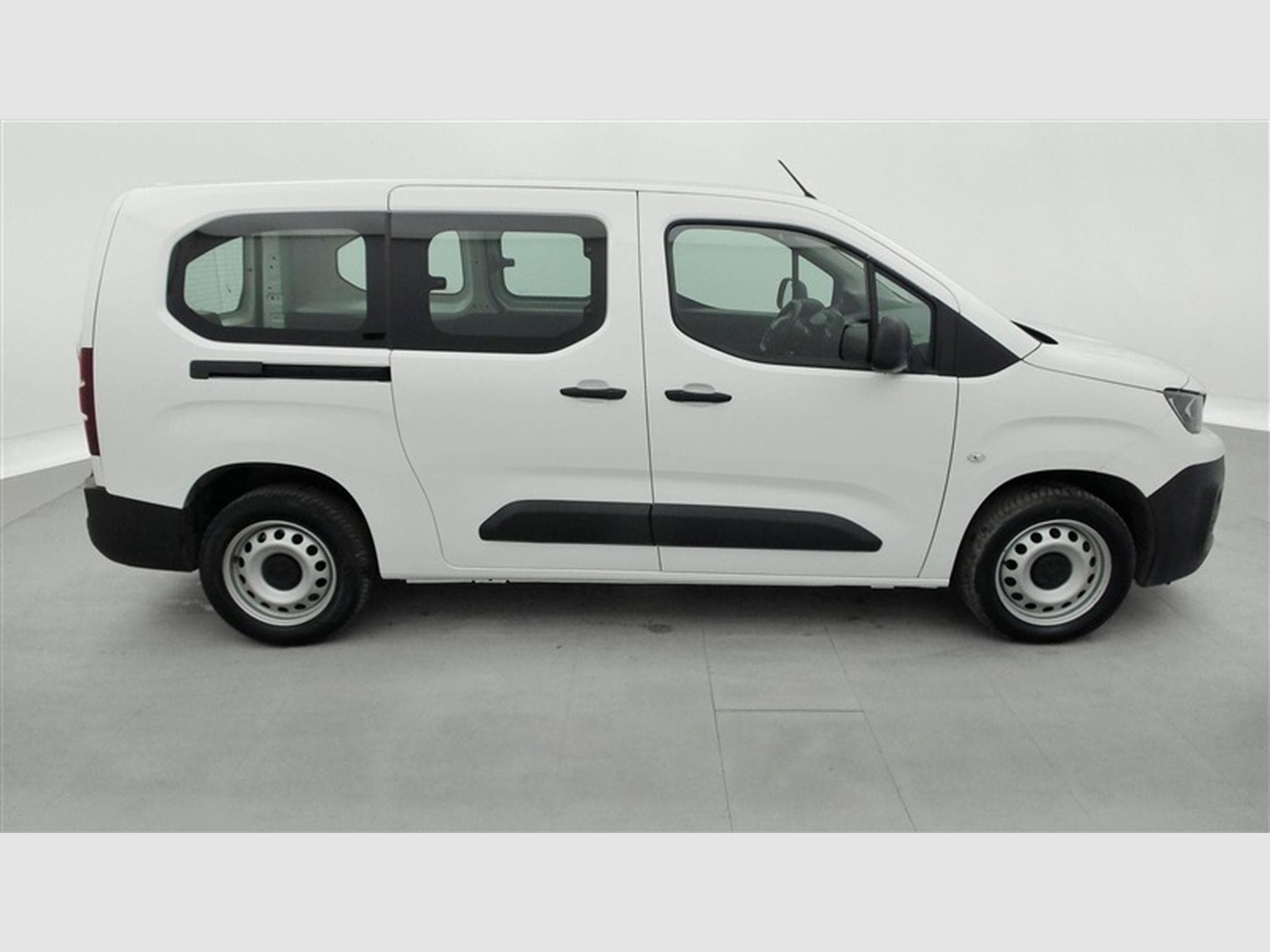 Peugeot Partner 1.5 BlueHDi L2 Heavy Pro (2021) - Foto 22