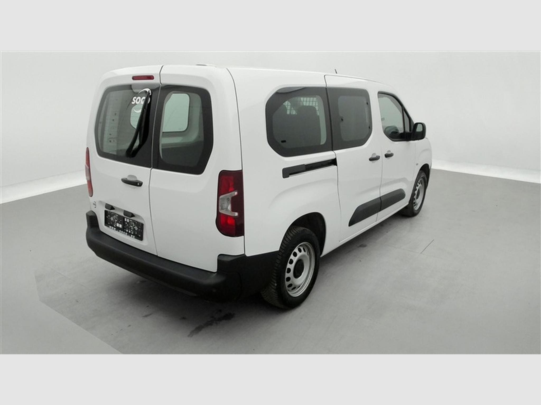 Peugeot Partner 1.5 BlueHDi L2 Heavy Pro (2021) - Foto 24