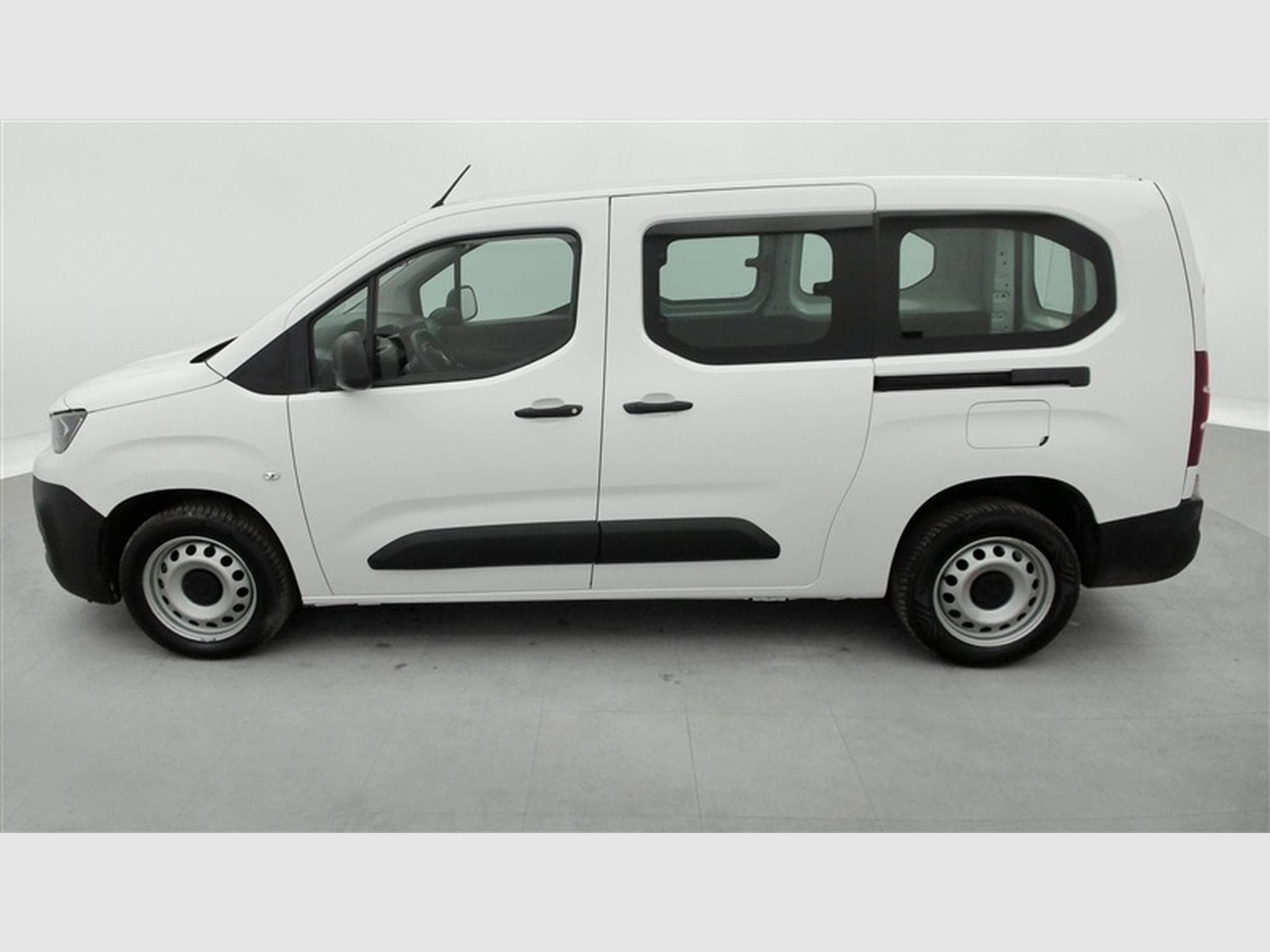 Peugeot Partner 1.5 BlueHDi L2 Heavy Pro (2021) - Foto 3