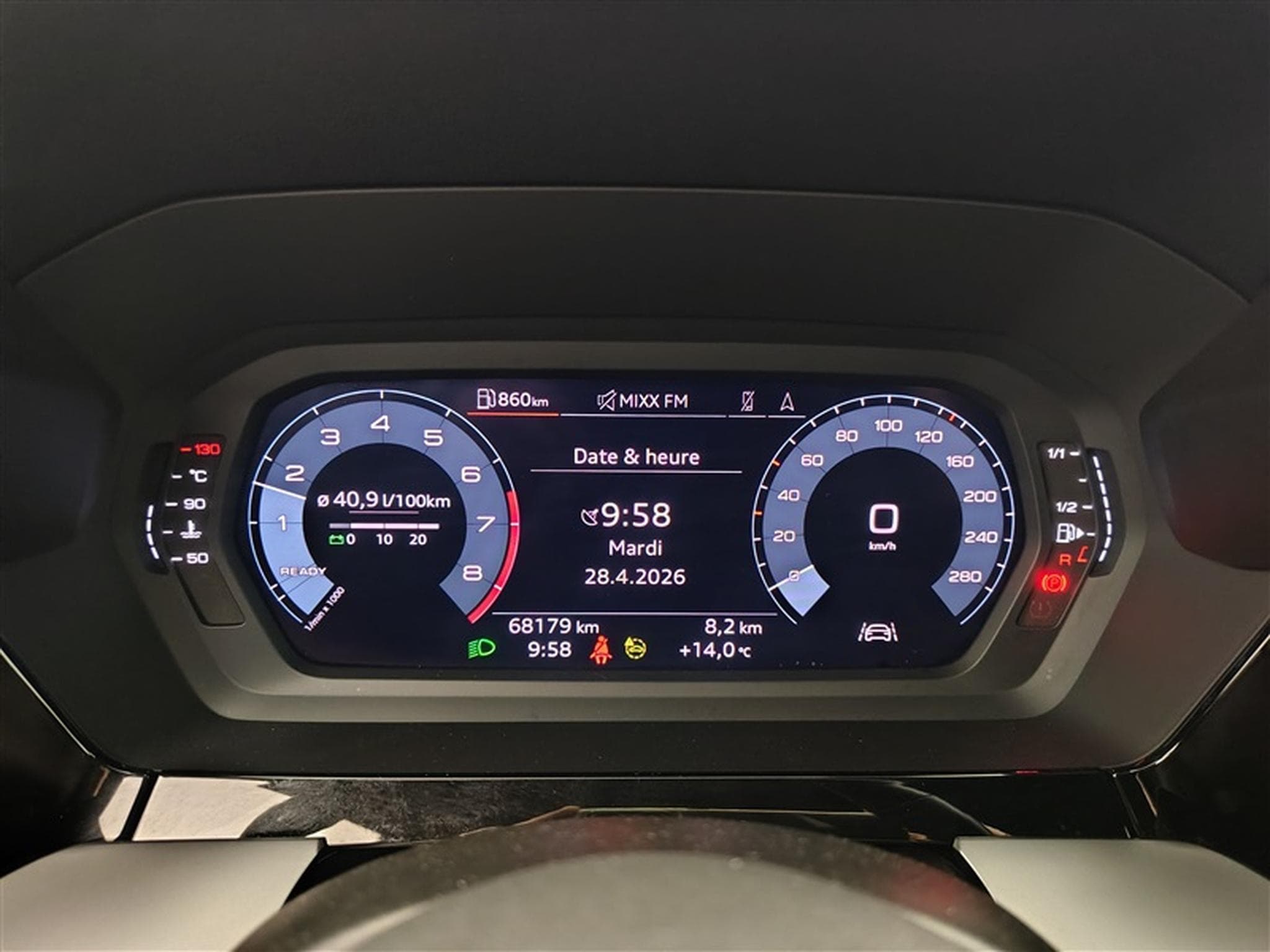 Audi A3 30 TFSI Business NAVI/FULL LED/JA16/PDC (2023) - Foto 10