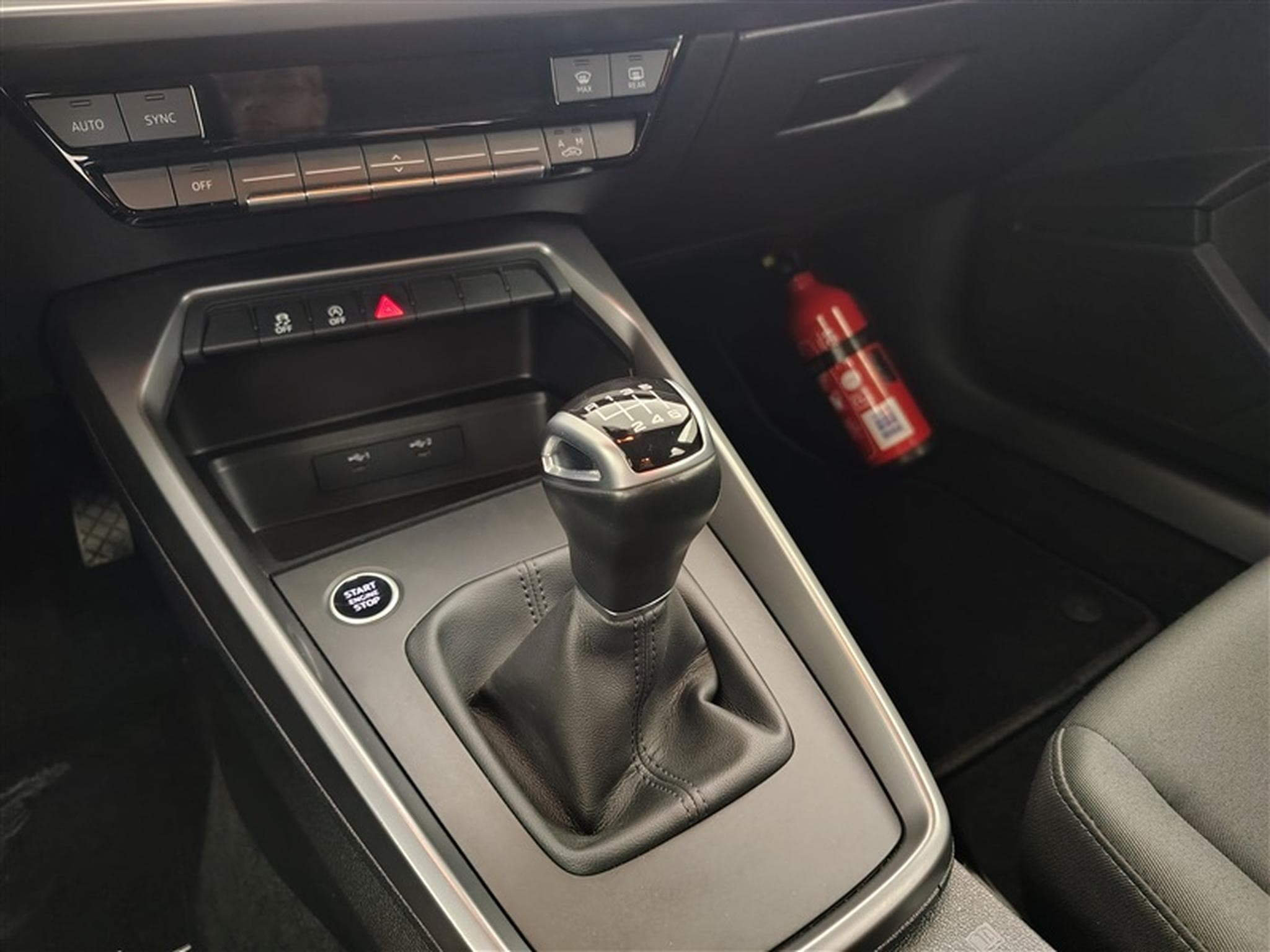 Audi A3 30 TFSI Business NAVI/FULL LED/JA16/PDC (2023) - Foto 12