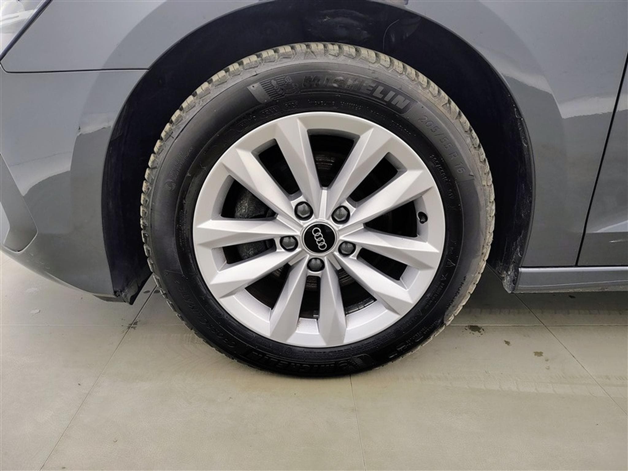 Audi A3 30 TFSI Business NAVI/FULL LED/JA16/PDC (2023) - Foto 6