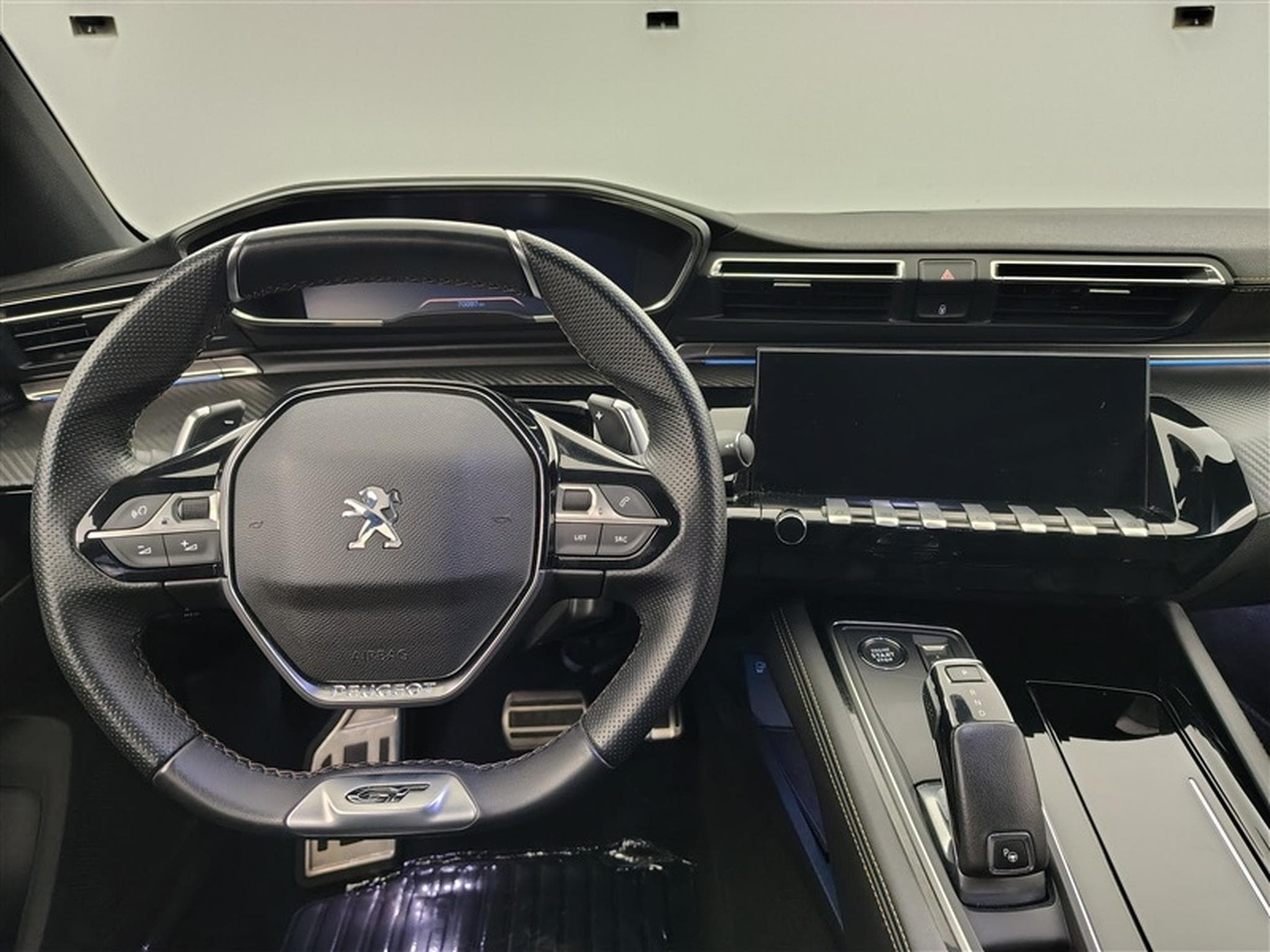 Peugeot 508 SW 1.2 PureTech GT Pack NAVI / S-CUIR / CARPLAY (2022) - Foto 8