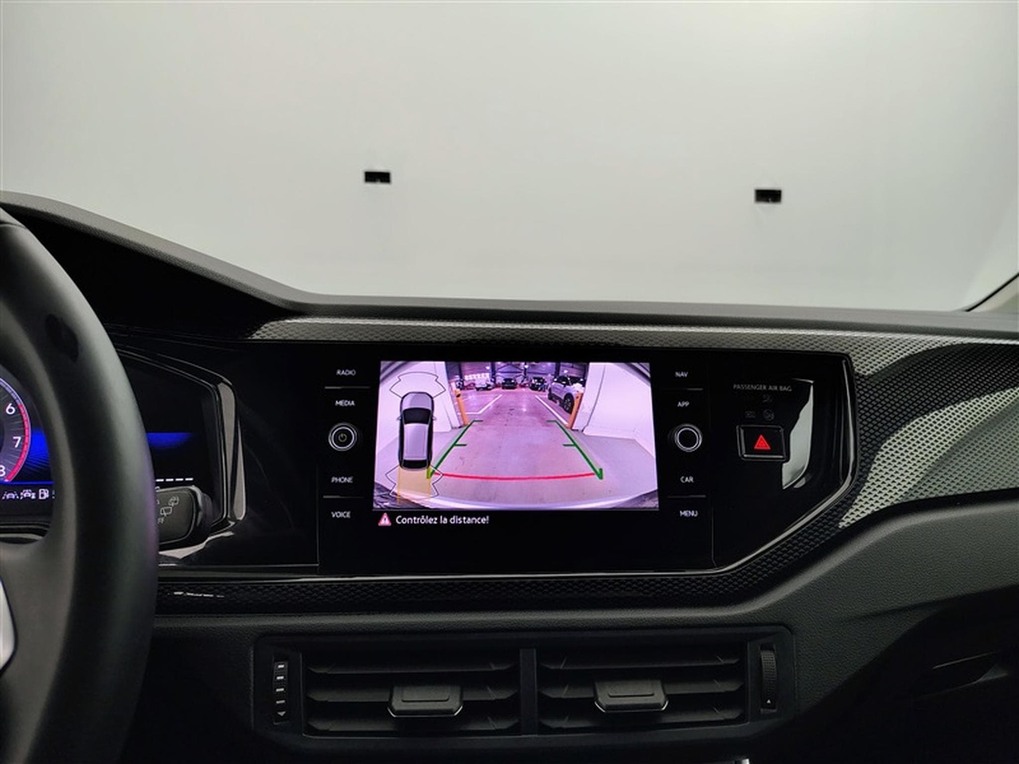 VW Taigo 1.0 TSI 95cv Style CARPLAY / FULL LED / CAMERA / JA 17" (2025) - Foto 18