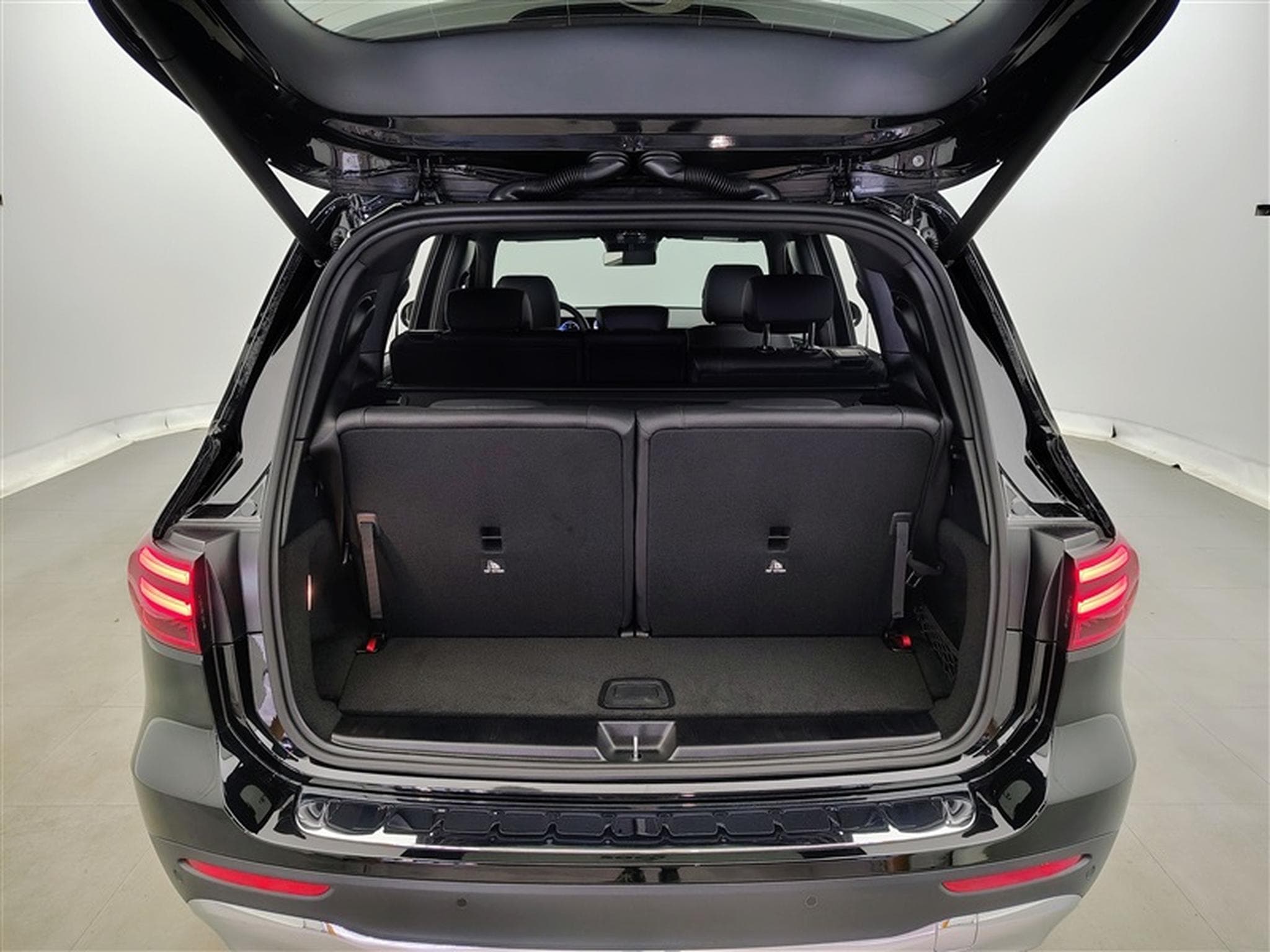 Mercedes GLB 180 GLB 180 d Luxury Line 7P/CUIR/NAVI/FULL LED/JA18 (2024) - Foto 14