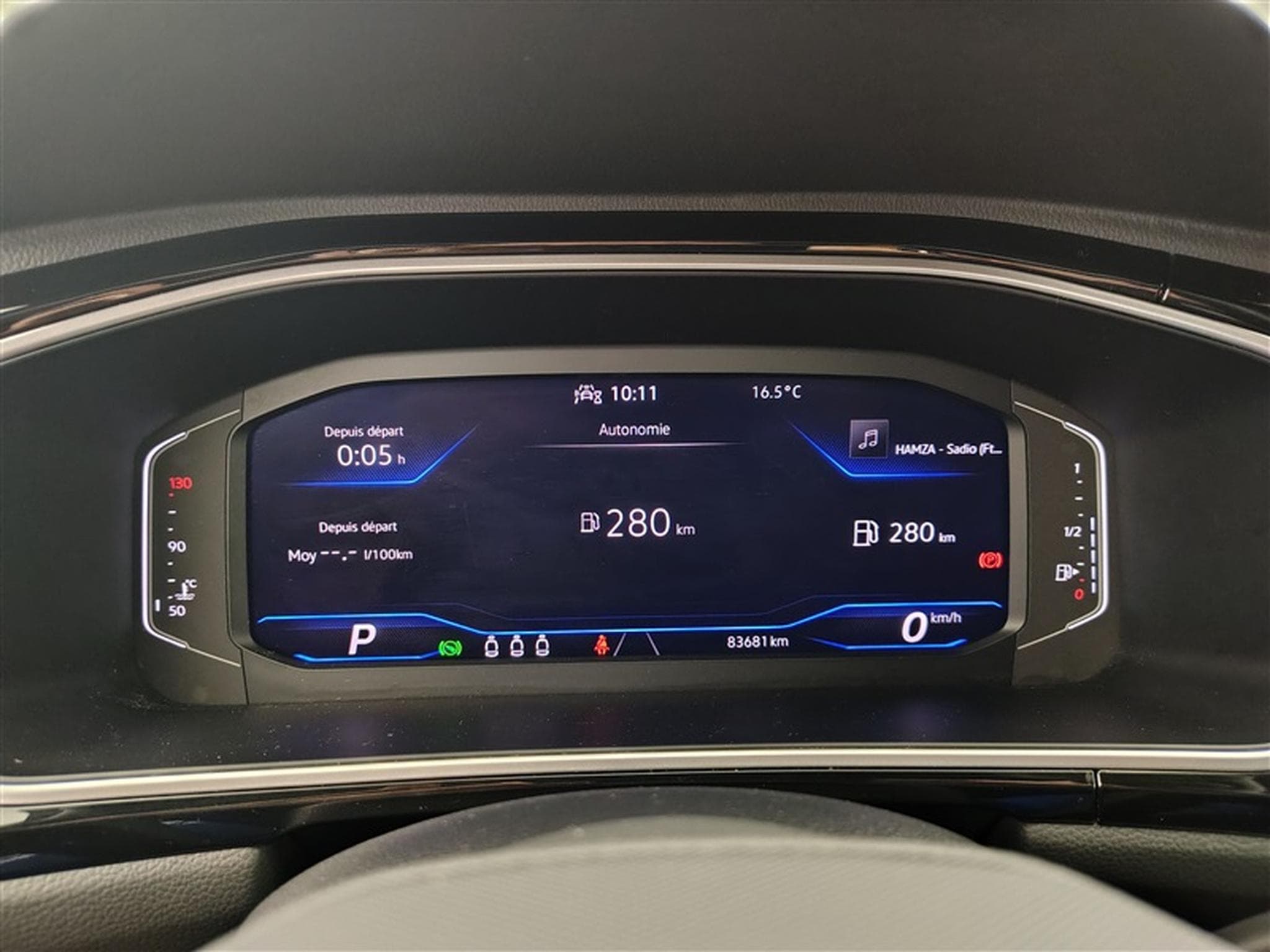 VW T-Roc 1.5 TSI 150cv DSG R-Line CARPLAY / FULL LED / KEYLESS / CAM (2022) - Foto 10