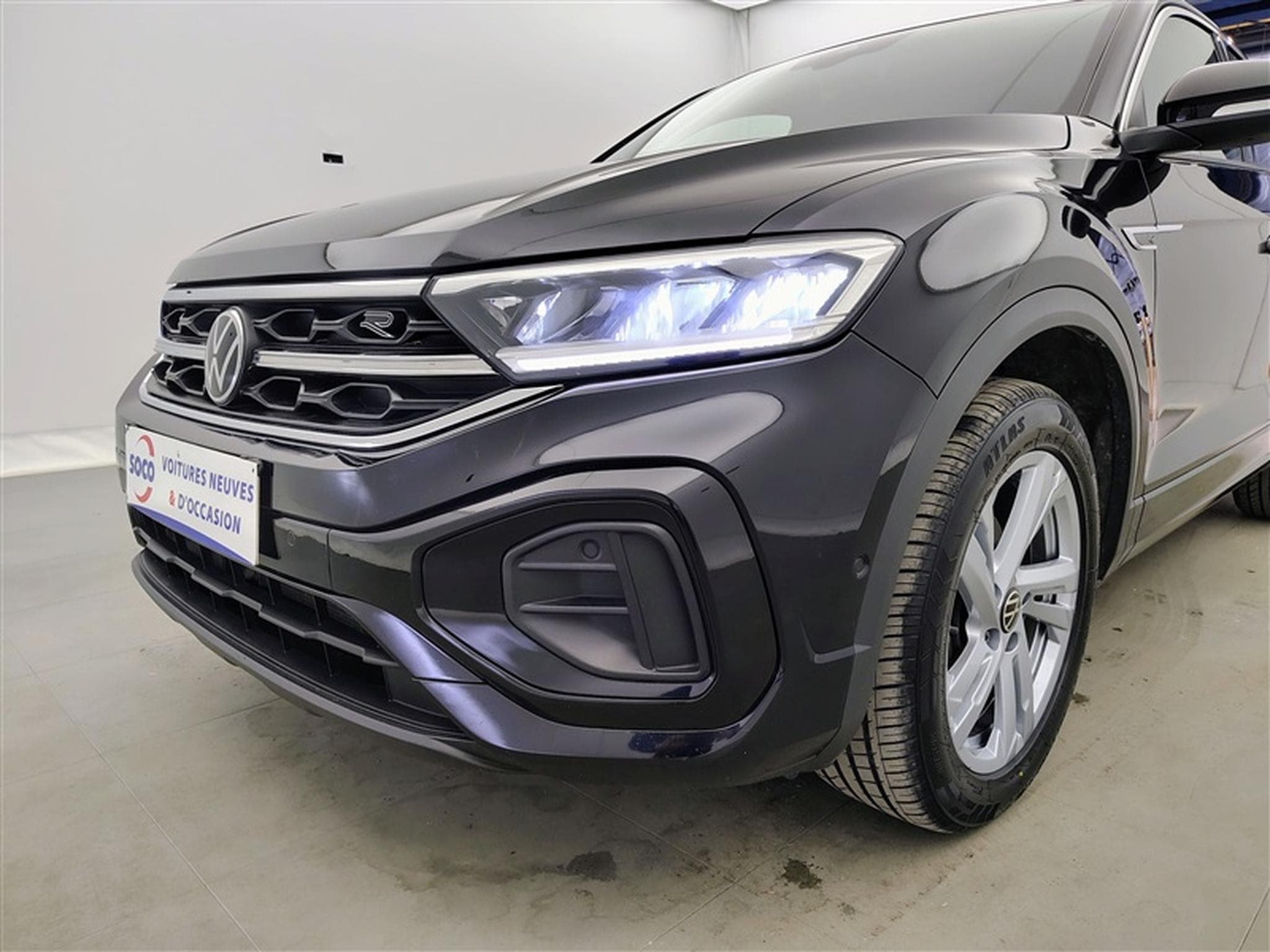 VW T-Roc 1.5 TSI 150cv DSG R-Line CARPLAY / FULL LED / KEYLESS / CAM (2022) - Foto 15