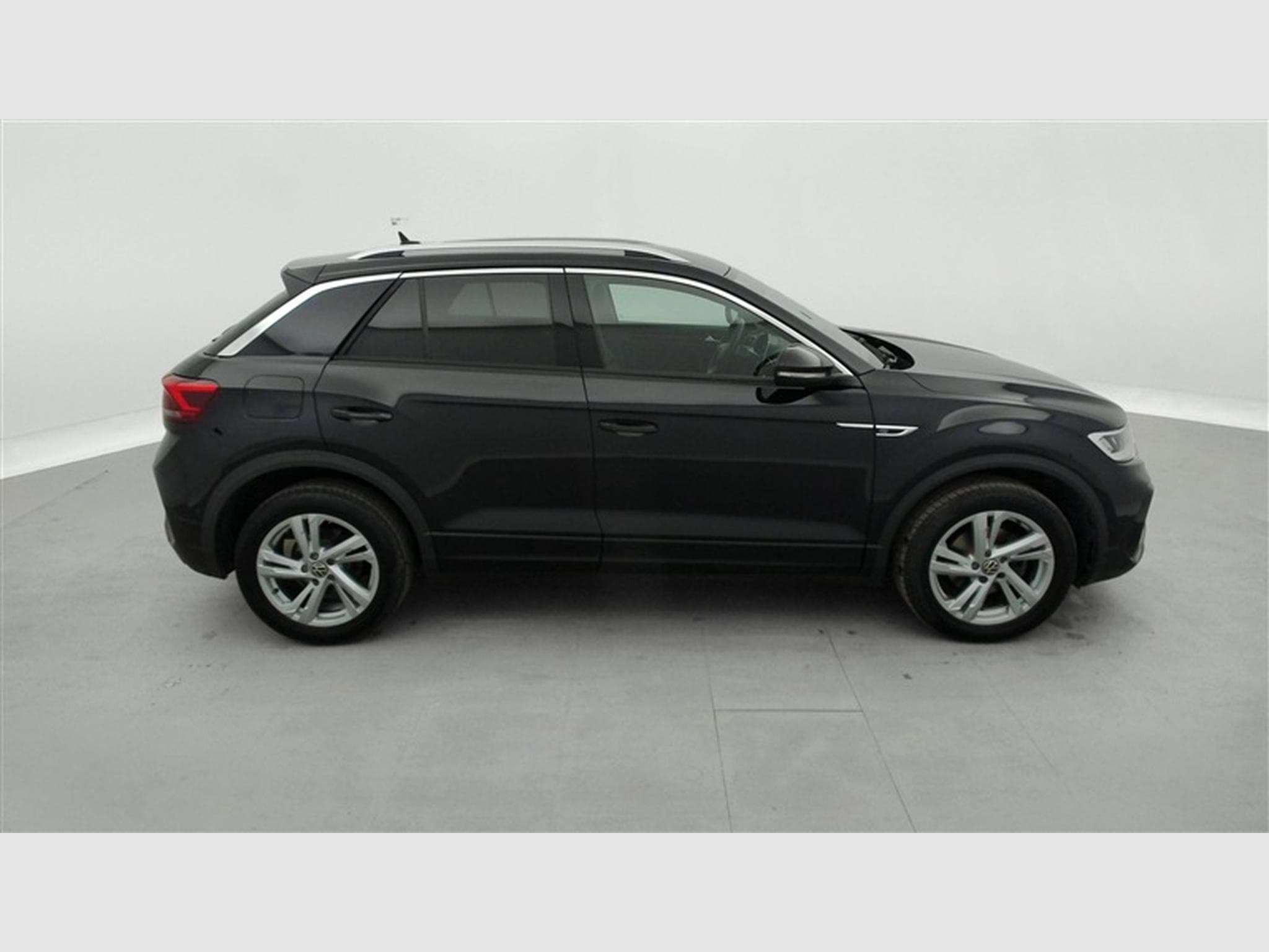 VW T-Roc 1.5 TSI 150cv DSG R-Line CARPLAY / FULL LED / KEYLESS / CAM (2022) - Foto 24