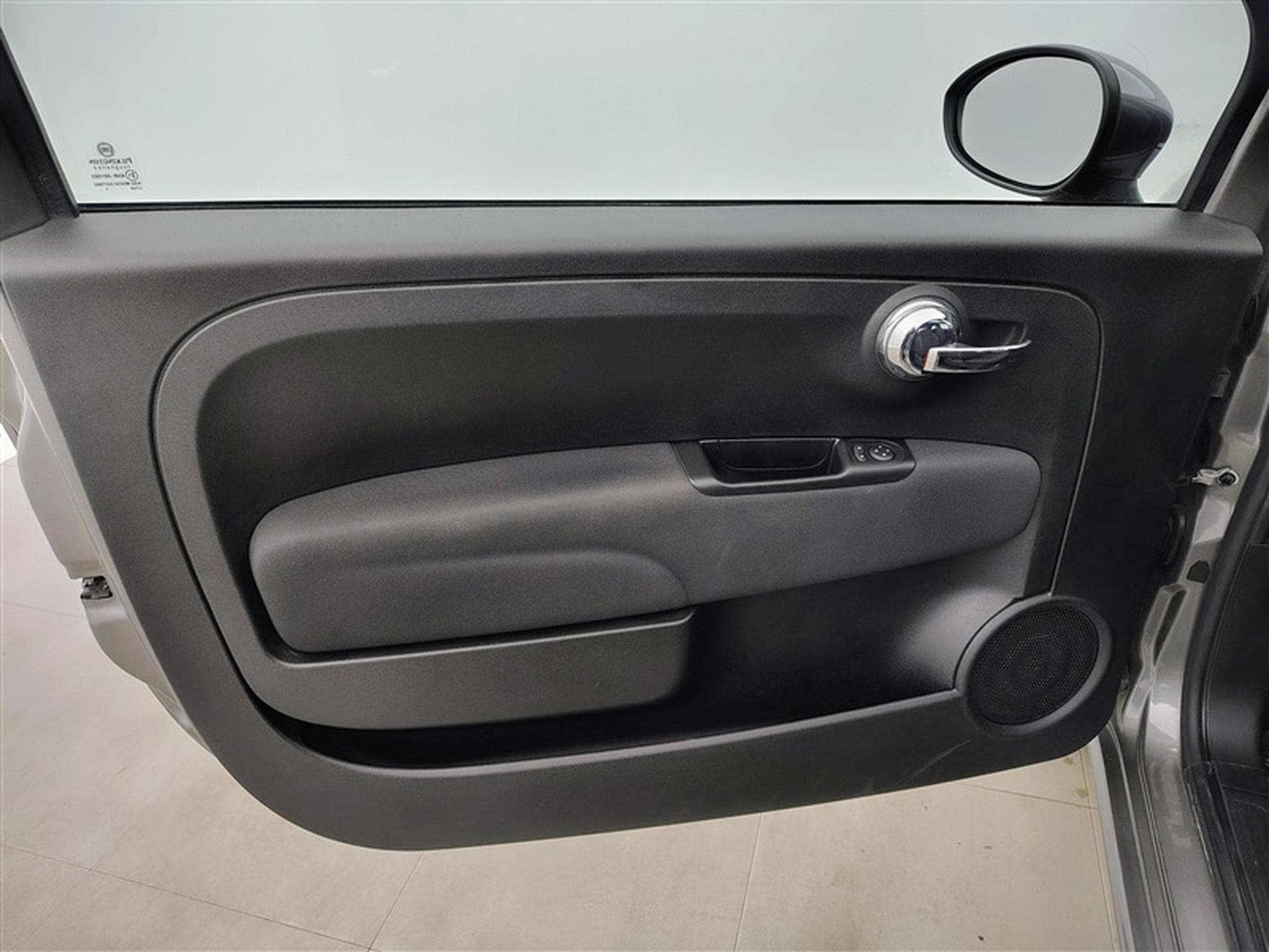 Fiat 500 1.0i MHEV Cult Limited CARPLAY / PANO / JA (2023) - Foto 16