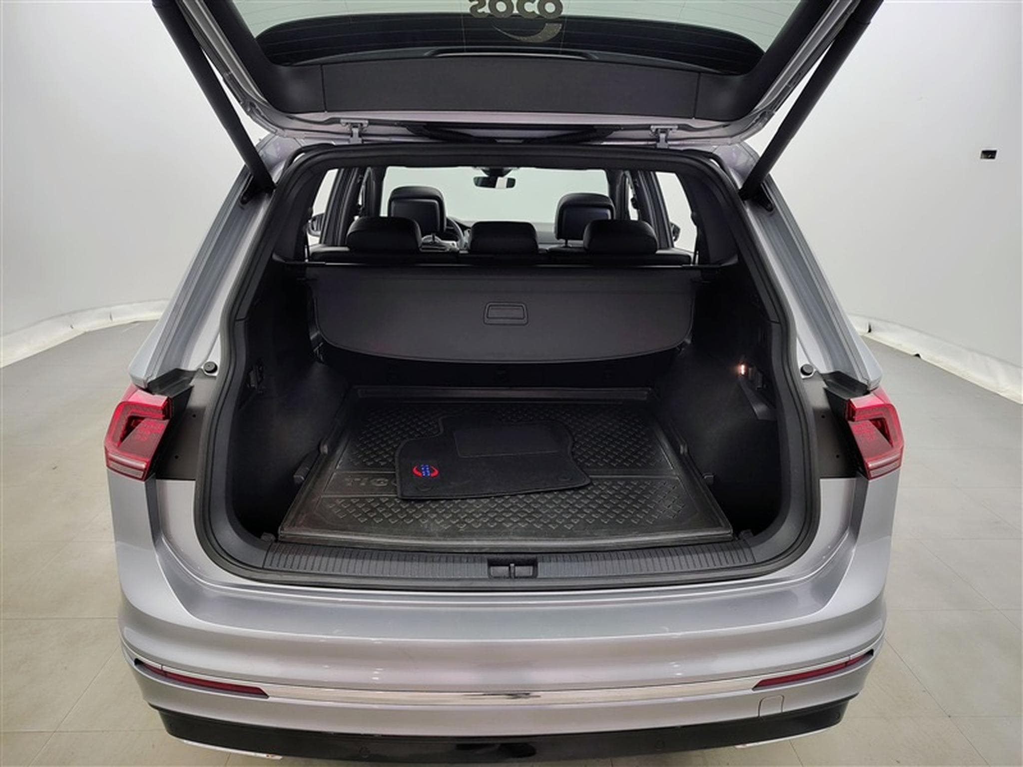 VW Tiguan 1.5 TSI IQ-Drive DSG ° R-LINE EXT ° NAV ° CAM ° JA 19" (2020) - Foto 14