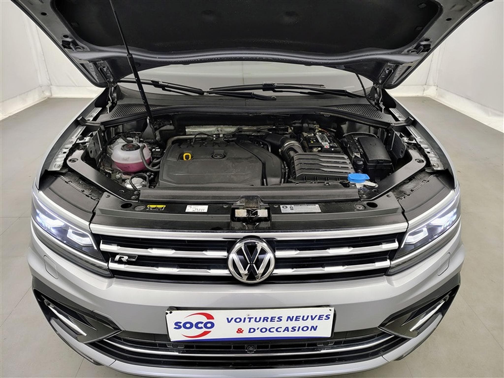 VW Tiguan 1.5 TSI IQ-Drive DSG ° R-LINE EXT ° NAV ° CAM ° JA 19" (2020) - Foto 22
