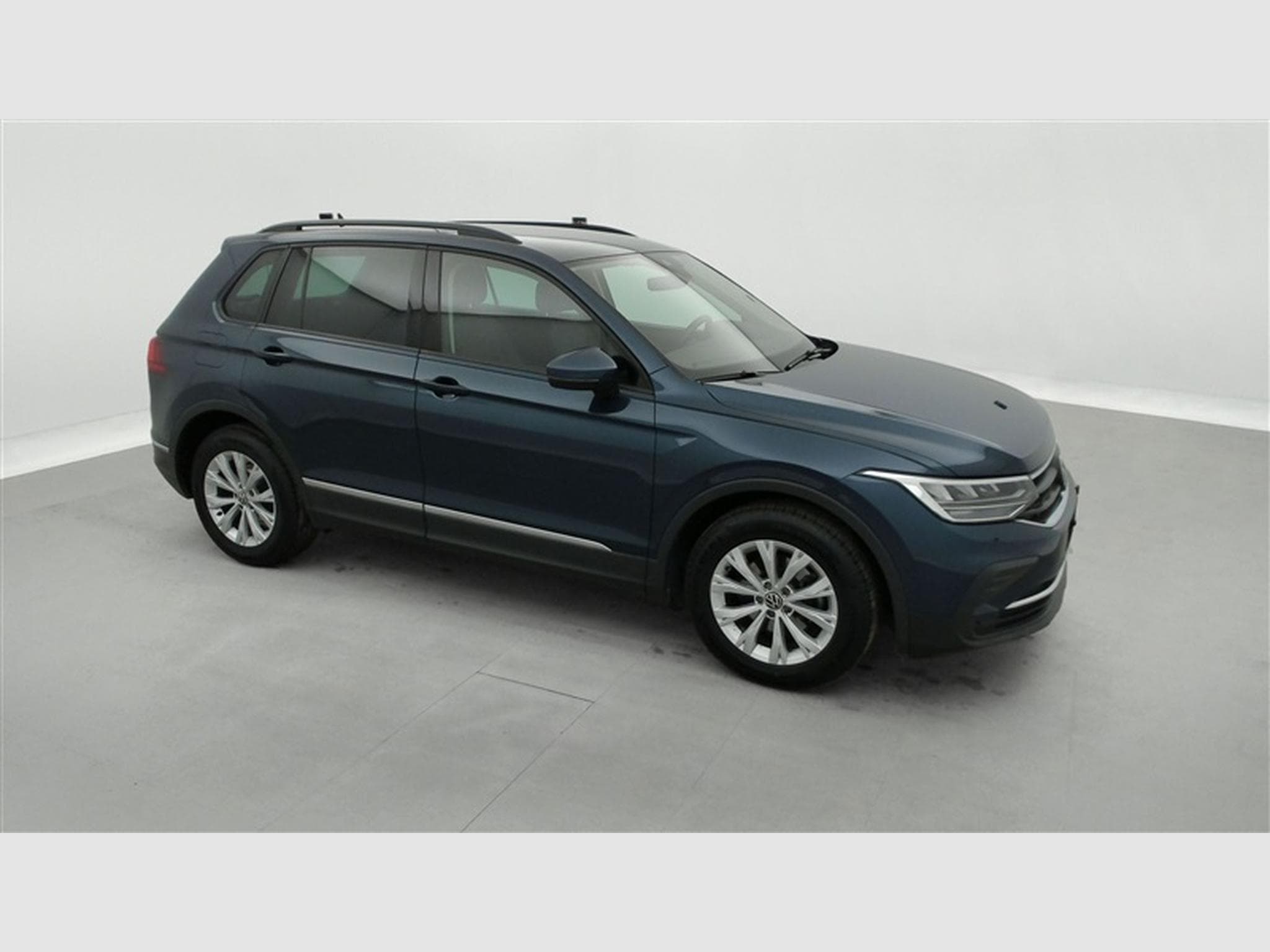 VW Tiguan 1.5 TSI Life NAVI/FULL LED/JA17/PDC (2022) - Foto 23