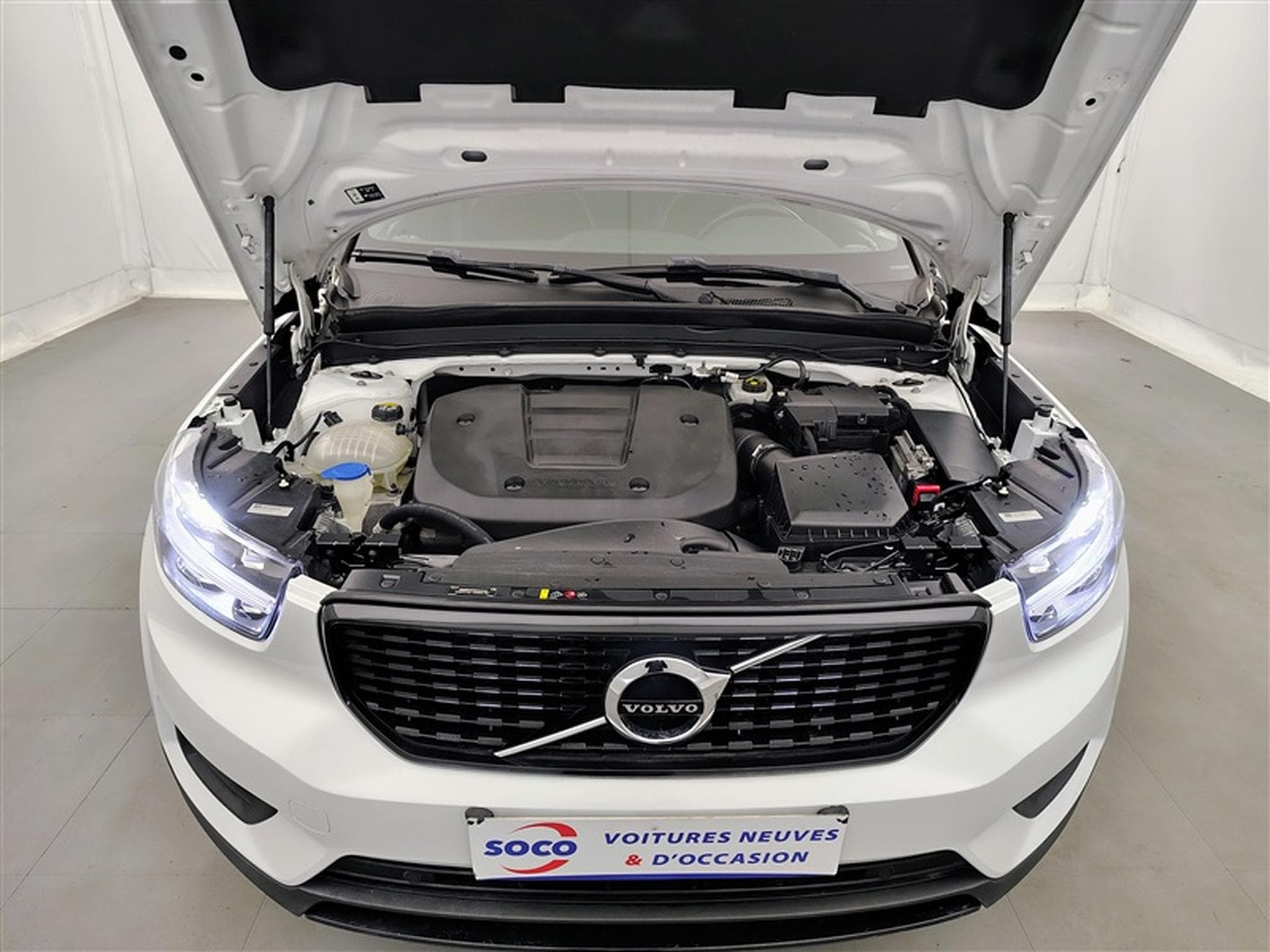 Volvo XC40 1.5 T3 R-Design NAVI / FULL LED / TOIT PANO /PDC AR / JA 18" (2019) - Foto 20