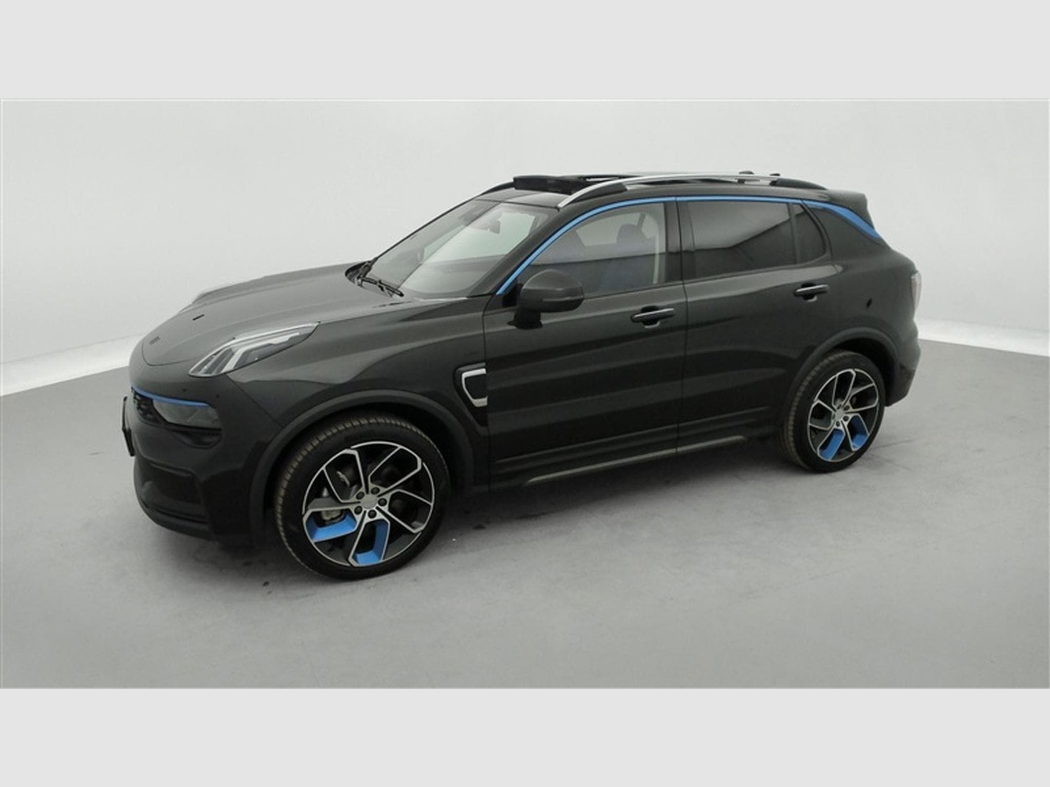 Lynk & Co 01 1.5 Turbo PHEV NAVI / FULL LED / PANO / CAMERA / ALU 20" (2023) - Foto 23