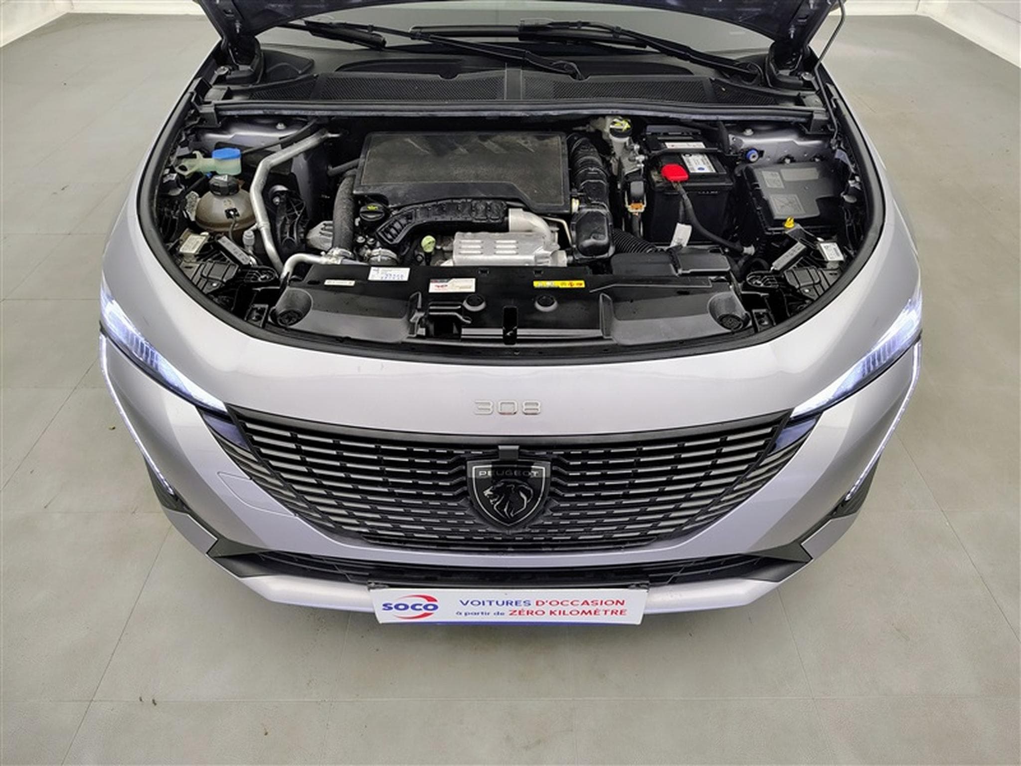 Peugeot 308 1.2 PureTech Allure NAVI / S-CUIR / FULL LED (2024) - Photo 19