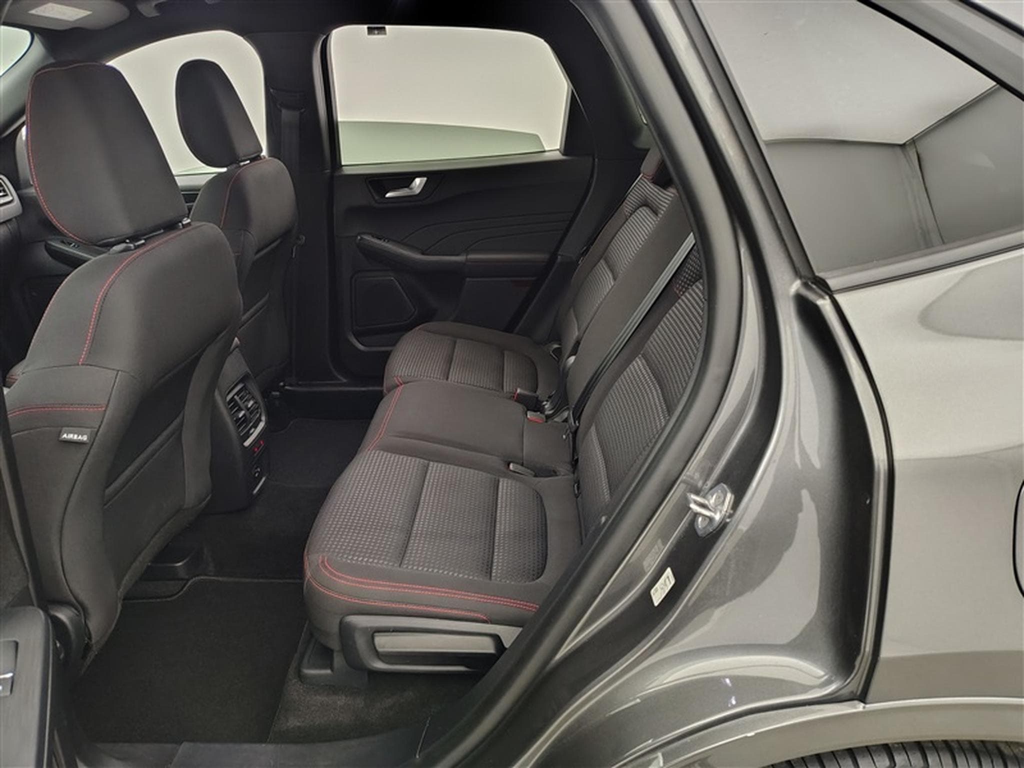 Ford Kuga 1.5 EcoBoost 150Cv ST-Line NAVI / CARPLAY / CAMERA (2022) - Photo 13