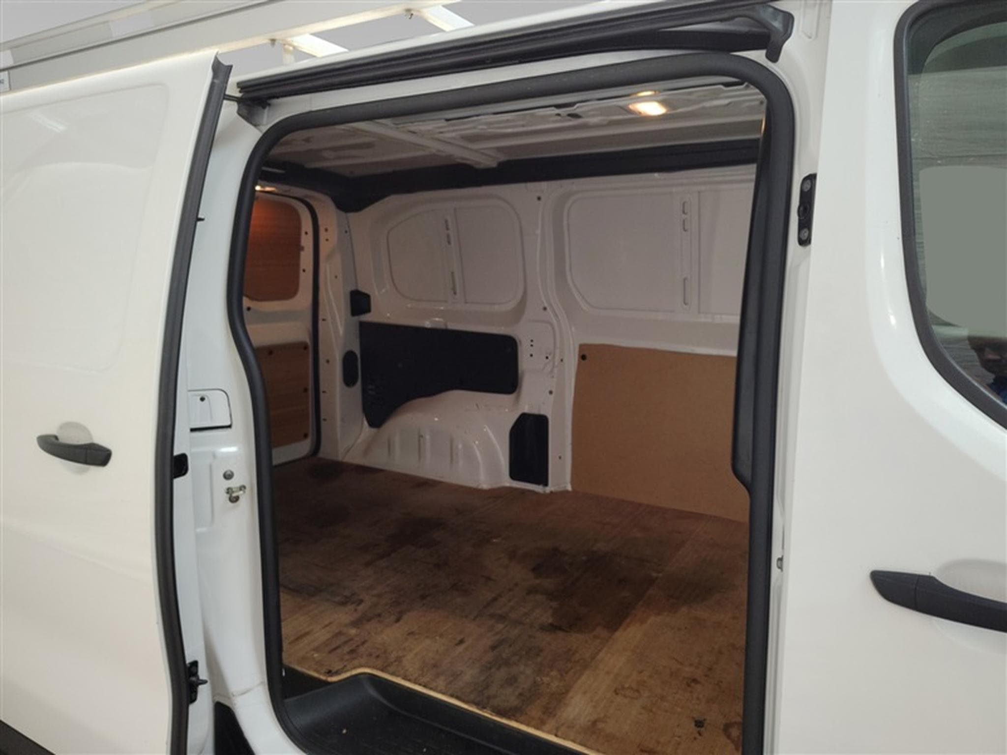 Peugeot Expert Peugeot Expert 1.5 BlueHDi Standard GALERIE (2020) - Foto 13