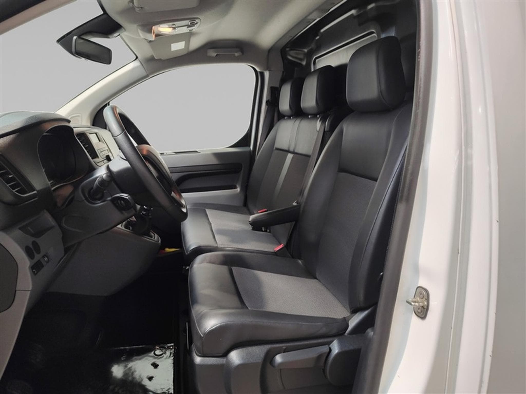 Peugeot Expert Peugeot Expert 1.5 BlueHDi Standard GALERIE (2020) - Foto 7