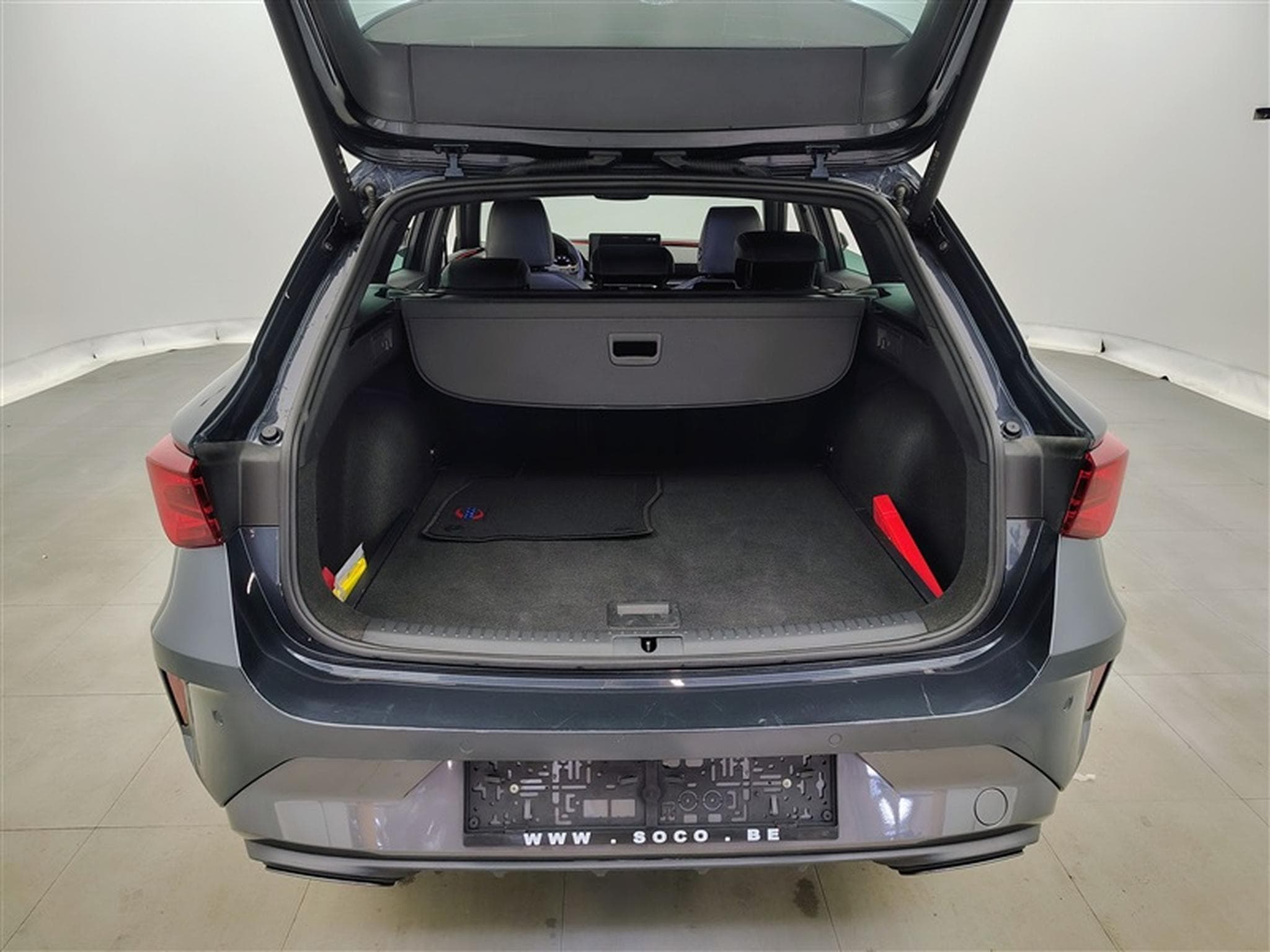 Cupra Leon 1.5 TSI 150Cv S-CUIR / CARPLAY / CAMERA / FULL LED (2025) - Foto 14