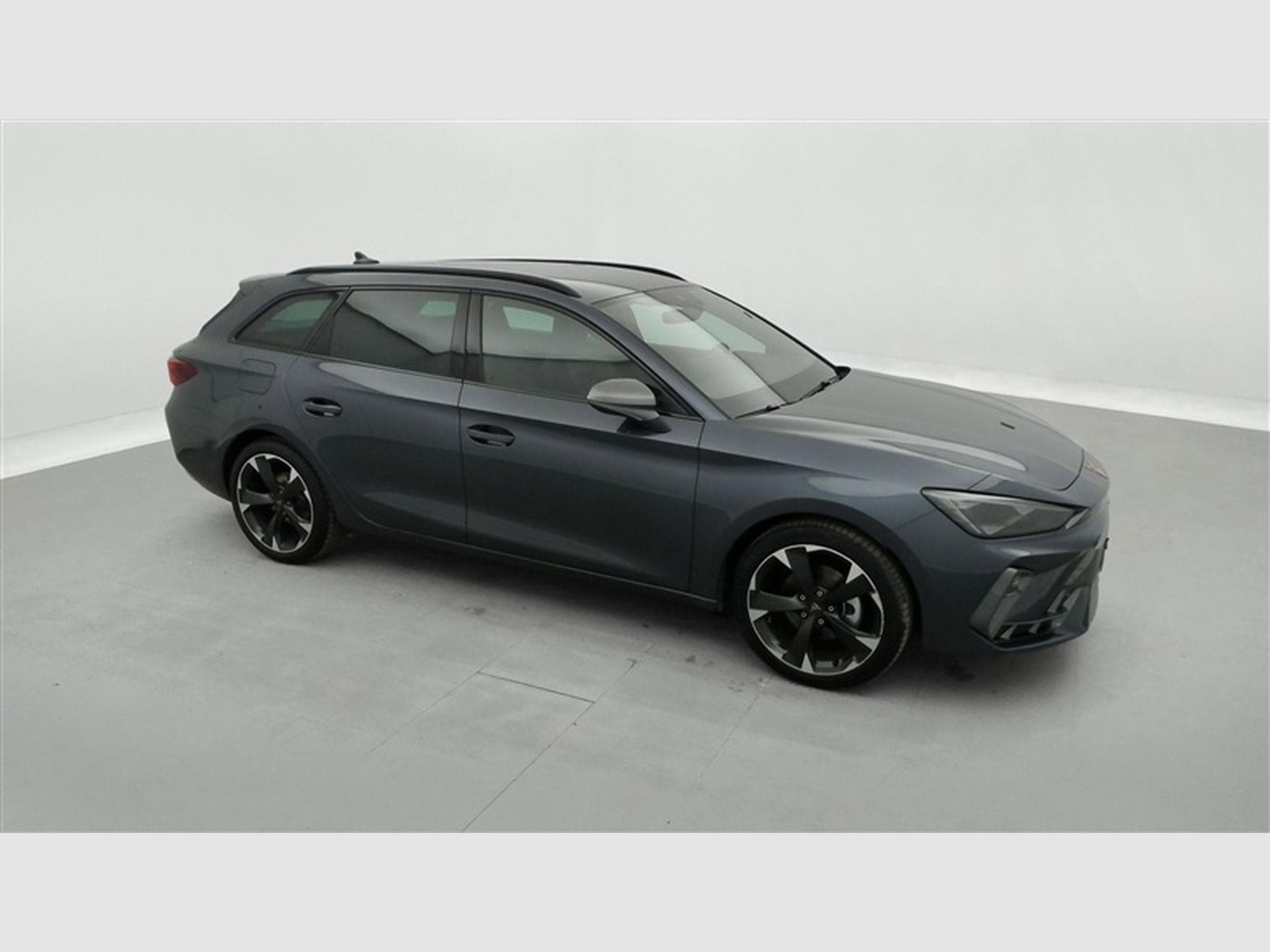 Cupra Leon 1.5 TSI 150Cv S-CUIR / CARPLAY / CAMERA / FULL LED (2025) - Foto 24