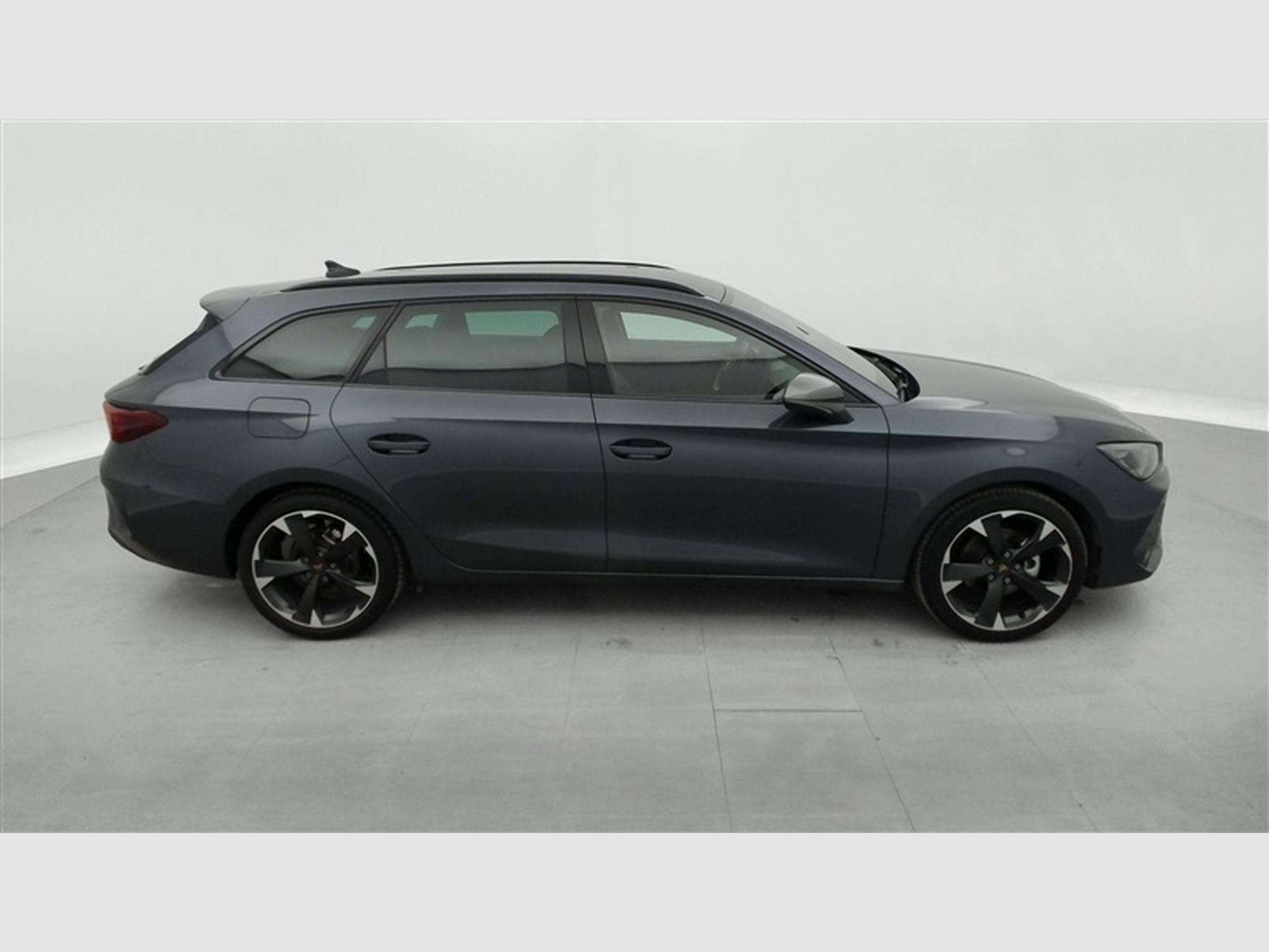 Cupra Leon 1.5 TSI 150Cv S-CUIR / CARPLAY / CAMERA / FULL LED (2025) - Foto 25