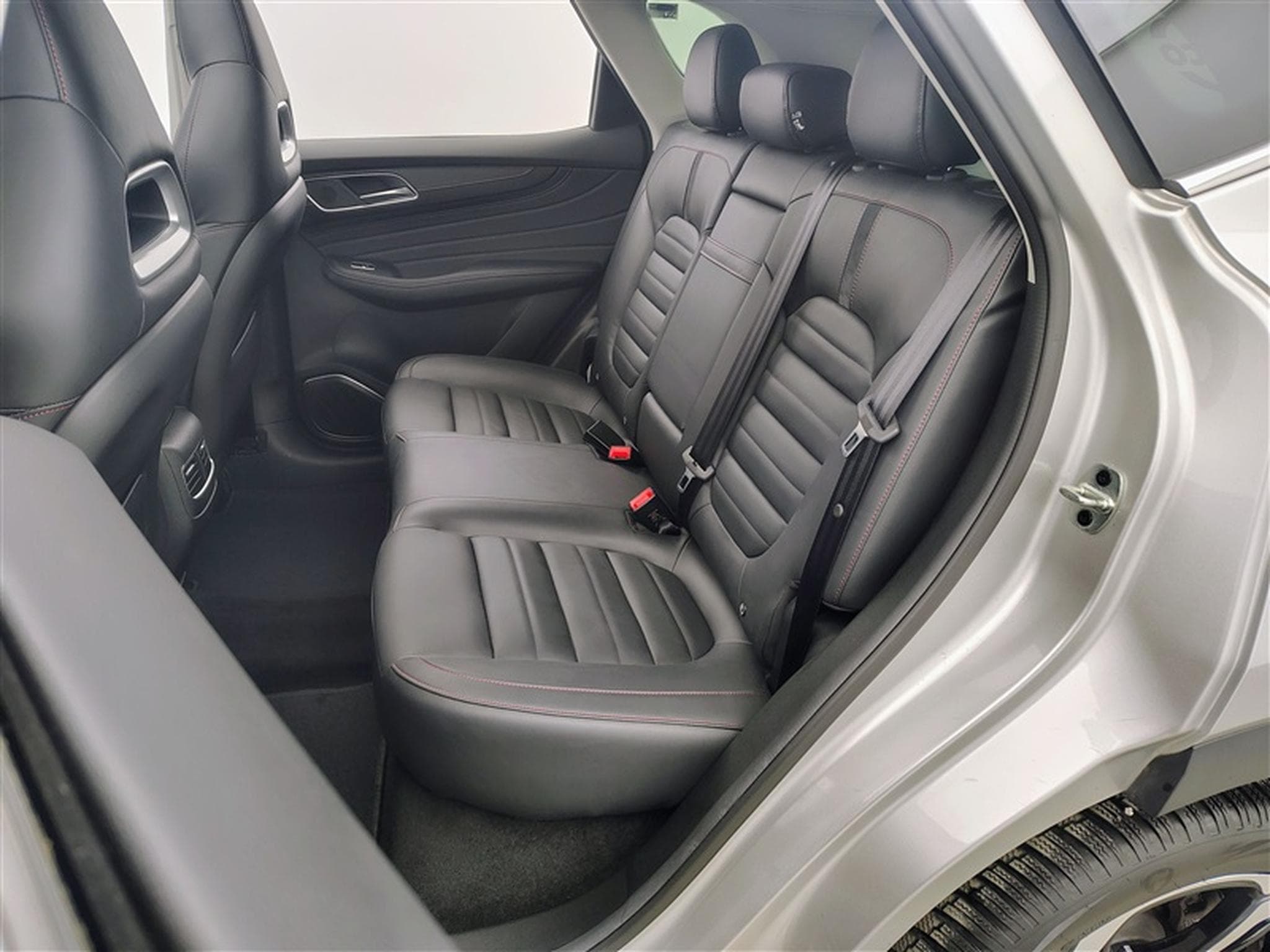 MG HS 1.5 T-GDi Luxury DCT (2023) - Foto 13