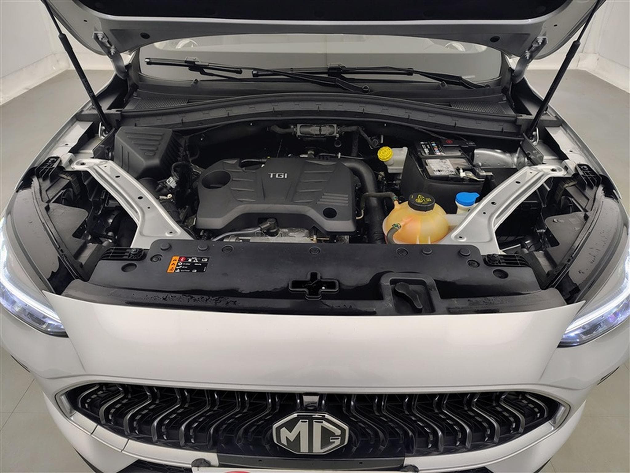 MG HS 1.5 T-GDi Luxury DCT (2023) - Foto 21