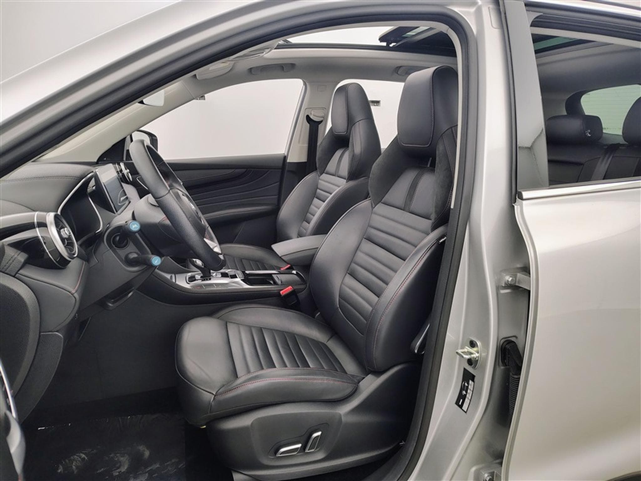 MG HS 1.5 T-GDi Luxury DCT (2023) - Foto 7