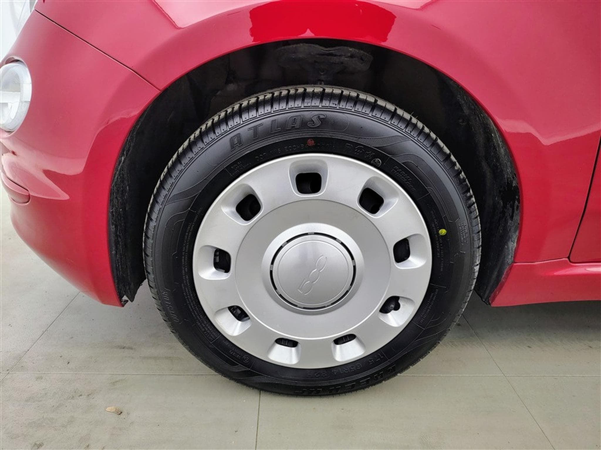 Fiat 500 1.0i MHEV (2023) - Foto 4
