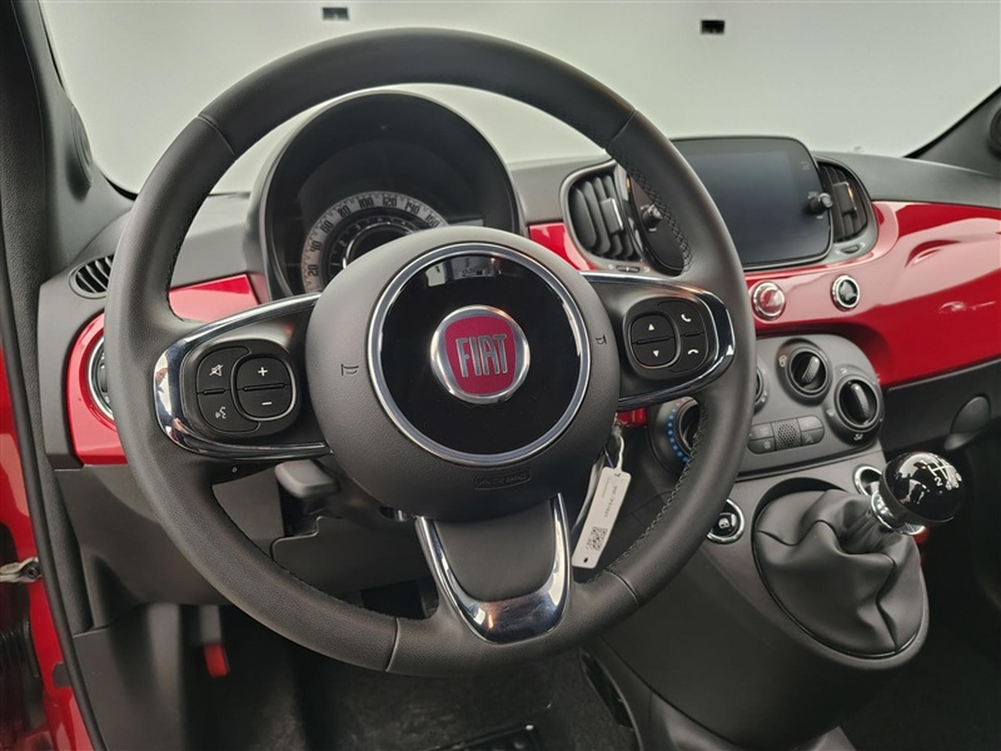 Fiat 500 1.0i MHEV (2023) - Foto 7