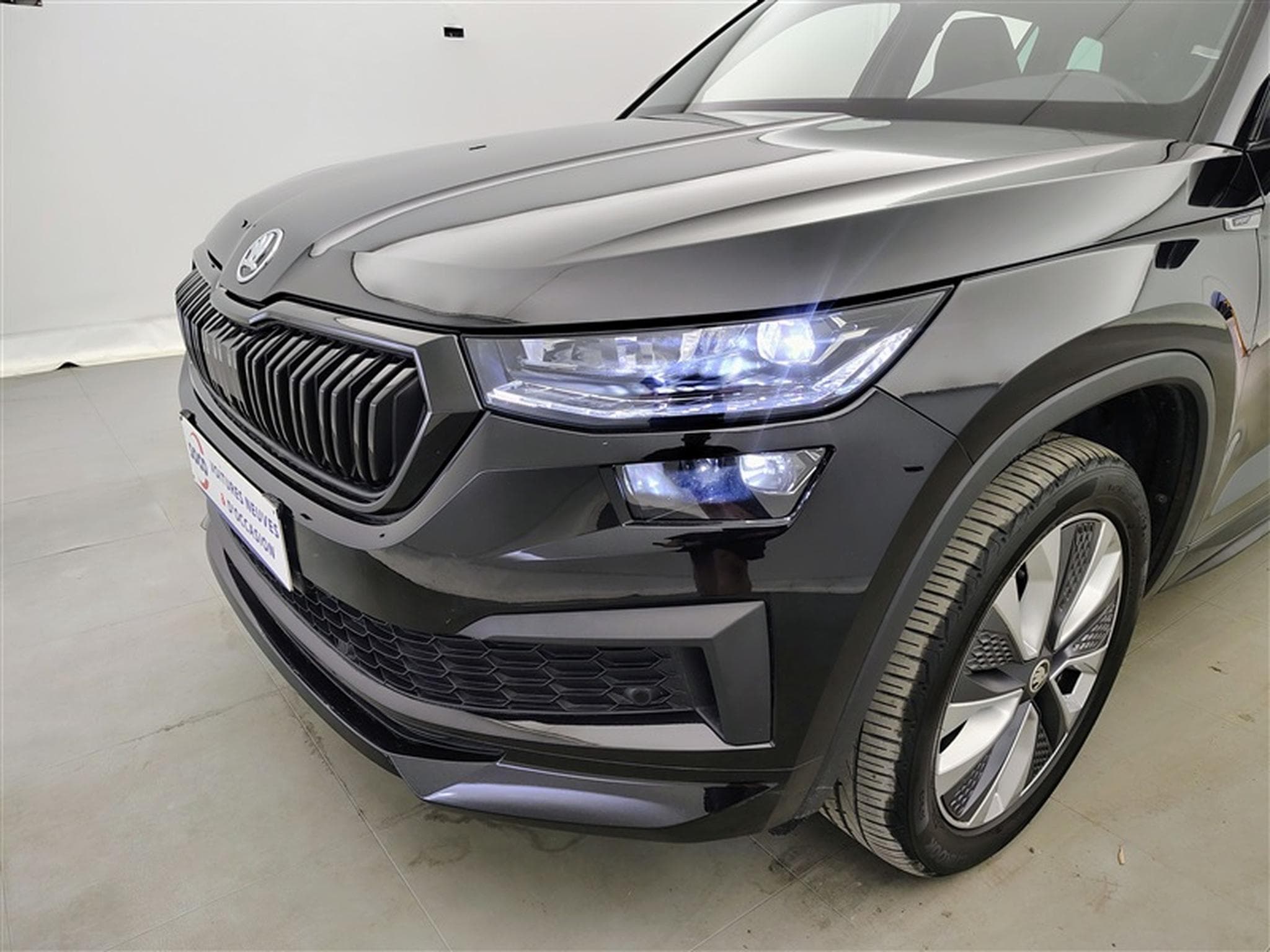 Skoda Kodiaq 1.5 TSI 150Cv DSG Sportline 7PL / NAVI / CAMERA / TO PANO (2024) - Foto 15