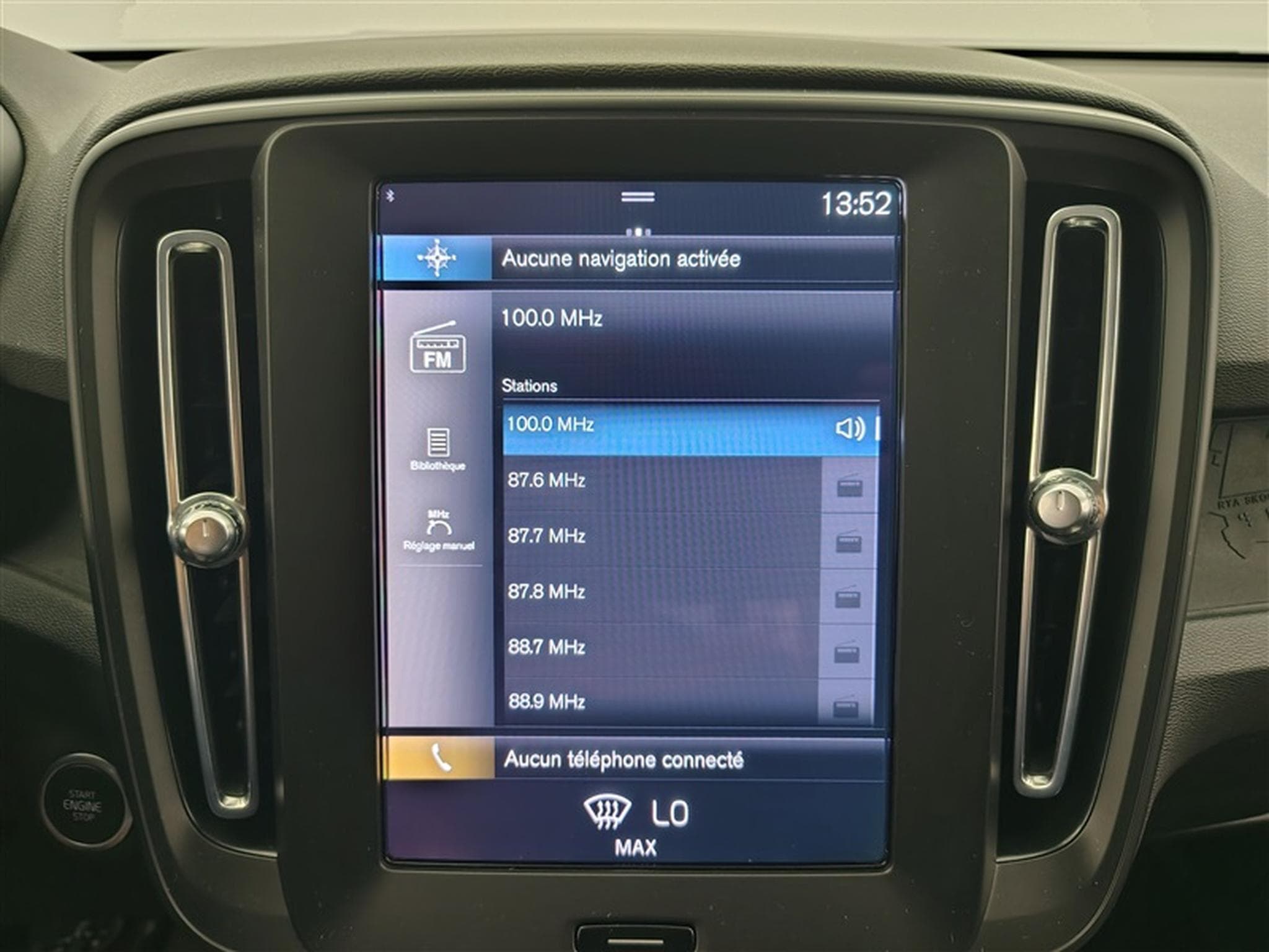 Volvo XC40 1.5 T2 Momentum Core (2022) - Foto 11