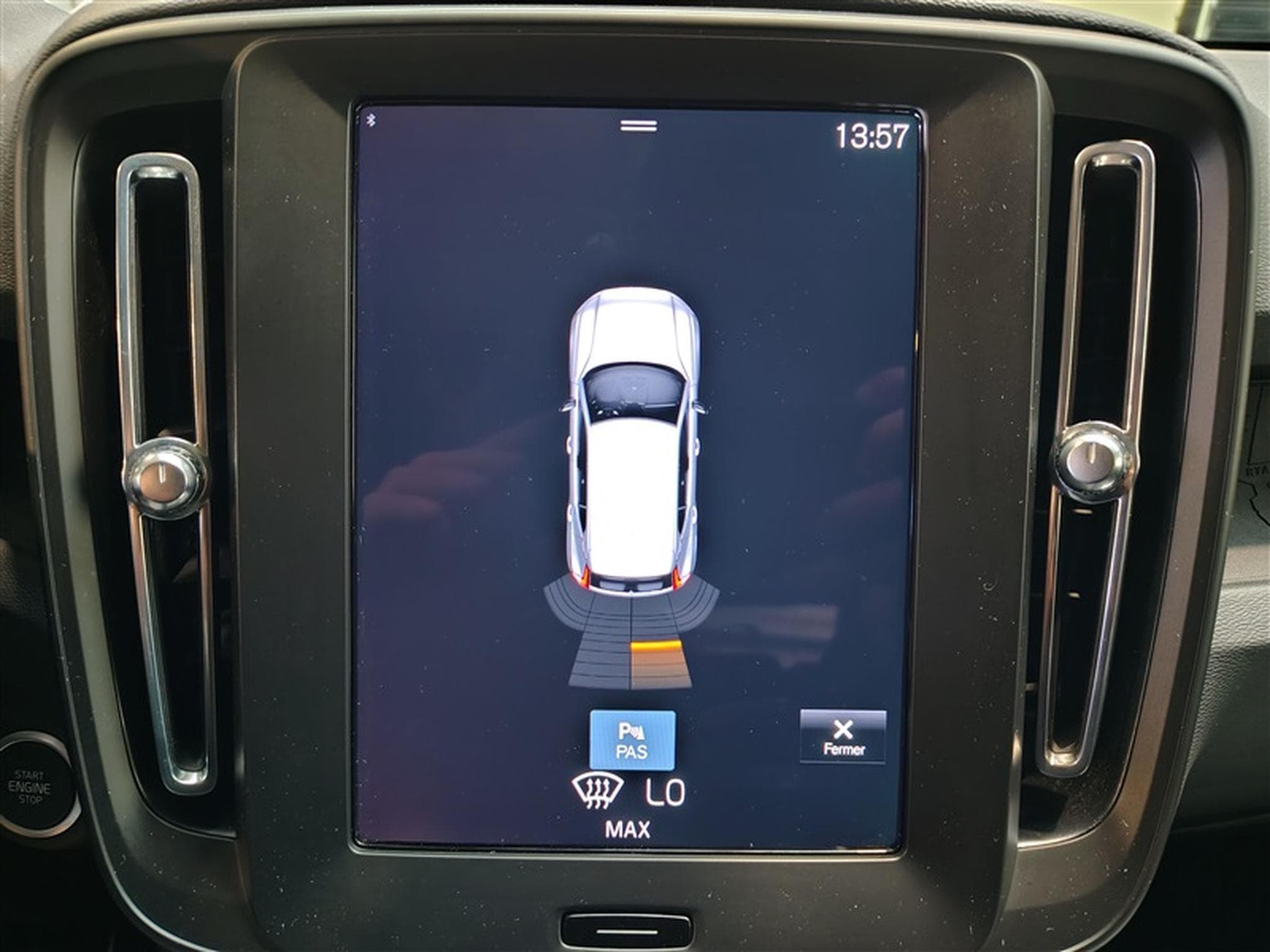 Volvo XC40 1.5 T2 Momentum Core (2022) - Foto 18