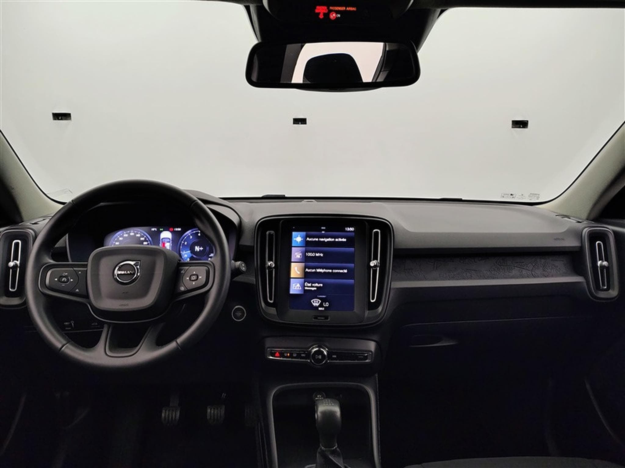 Volvo XC40 1.5 T2 Momentum Core (2022) - Foto 8