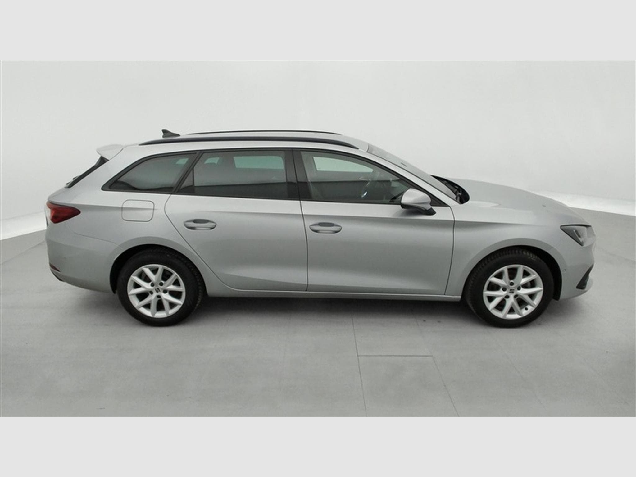 Seat Leon 1.0 EcoTSI Move! NAVI/LED/JA16/PDC AV AR (2023) - Foto 25