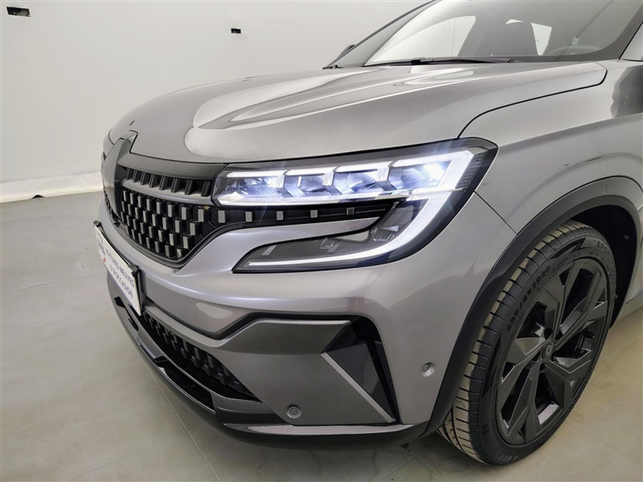 Renault Espace E-Tech FHEV 200 Esprit Alpine 7PL / NAVI / FULL LED / ALU (2024) - Foto 15