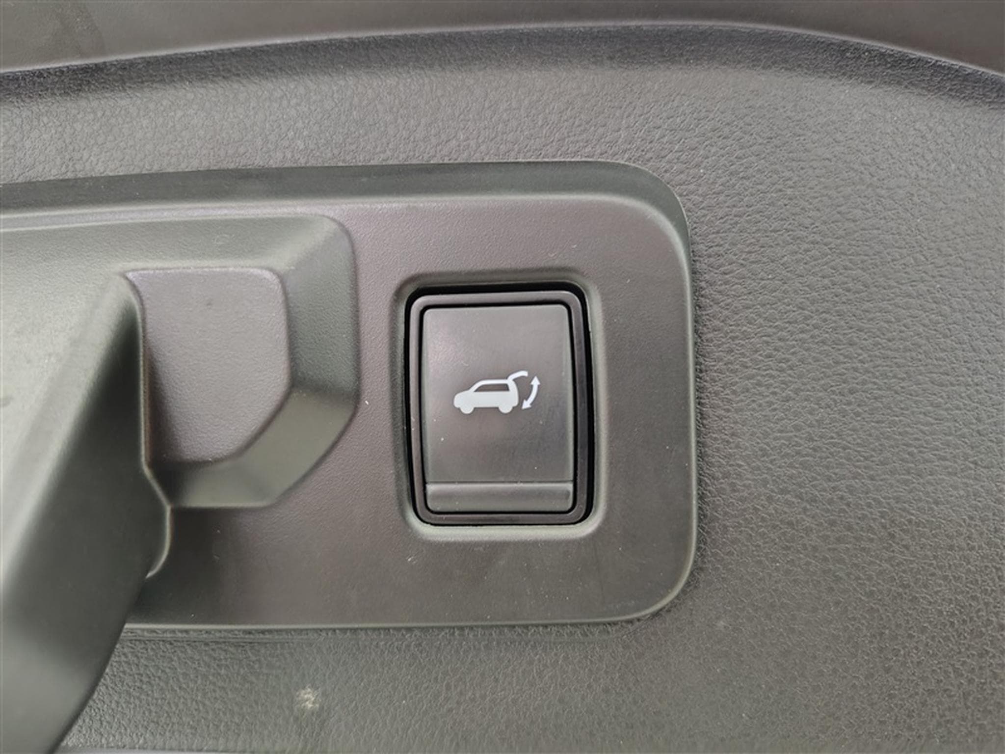 Renault Espace E-Tech FHEV 200 Esprit Alpine 7PL / NAVI / FULL LED / ALU (2024) - Foto 19
