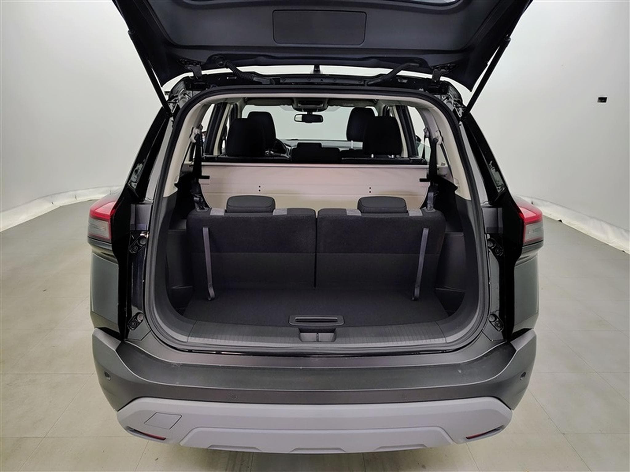 Nissan X-Trail 1.5 DIG-T 2WD X-Tronic Acenta 7pl. CARPLAY / FULL LED / CAM (2026) - Foto 14