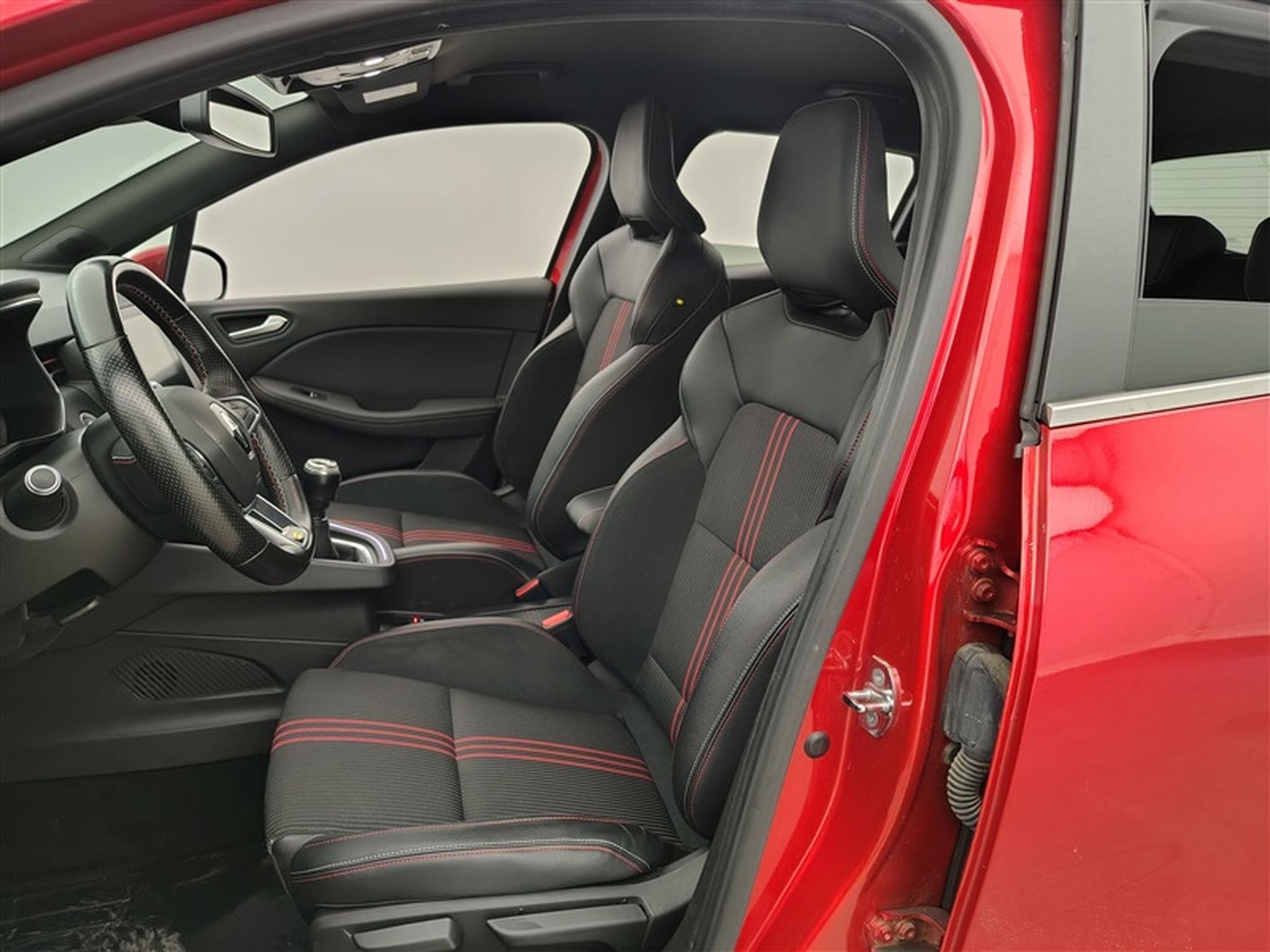 Renault Clio 1.0 RS LINE (2020) - Foto 7