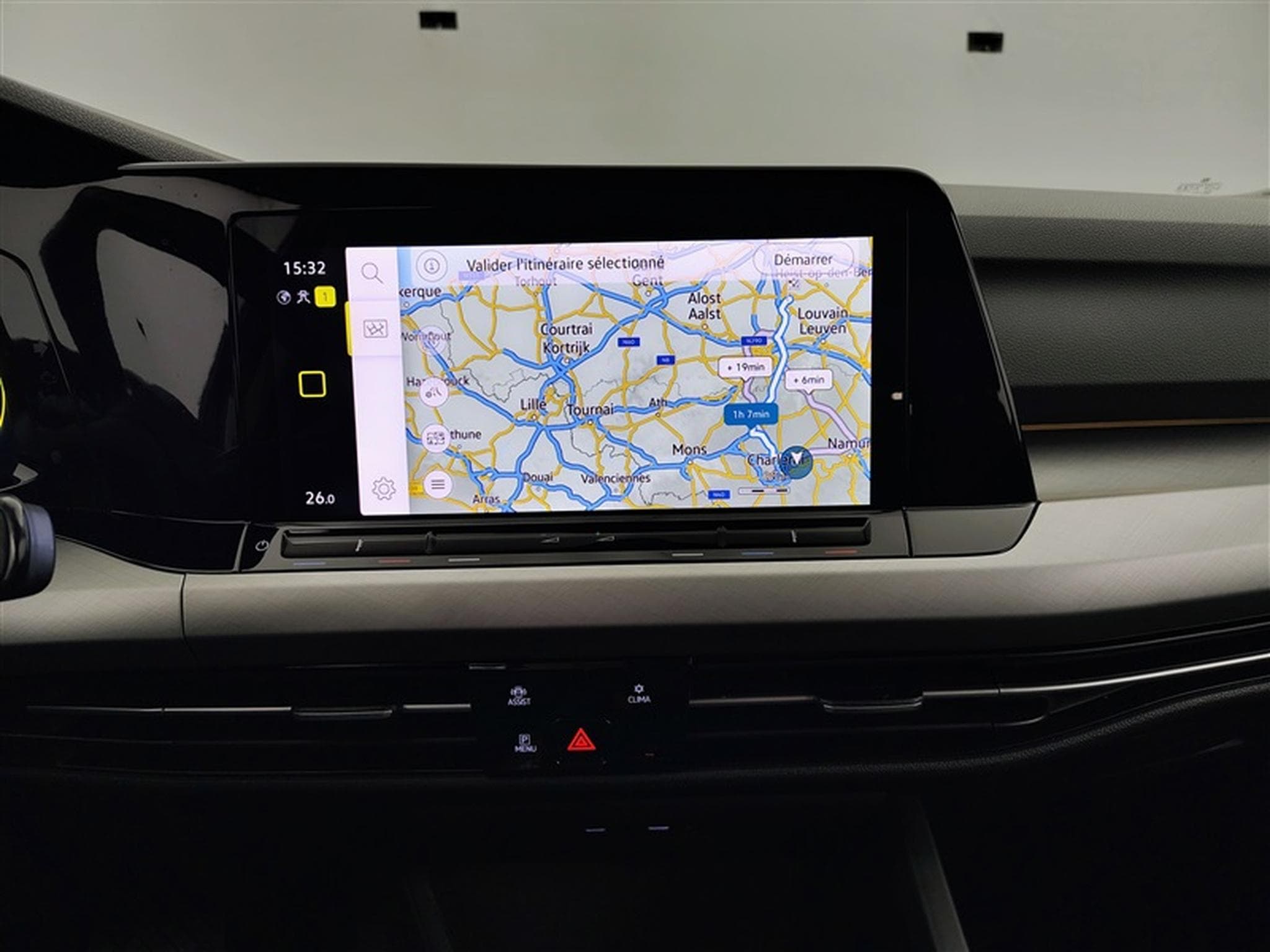 VW Golf 1.0 eTSI 110cv DSG Business NAVI / FULL LED / ALCANTARA (2022) - Foto 11