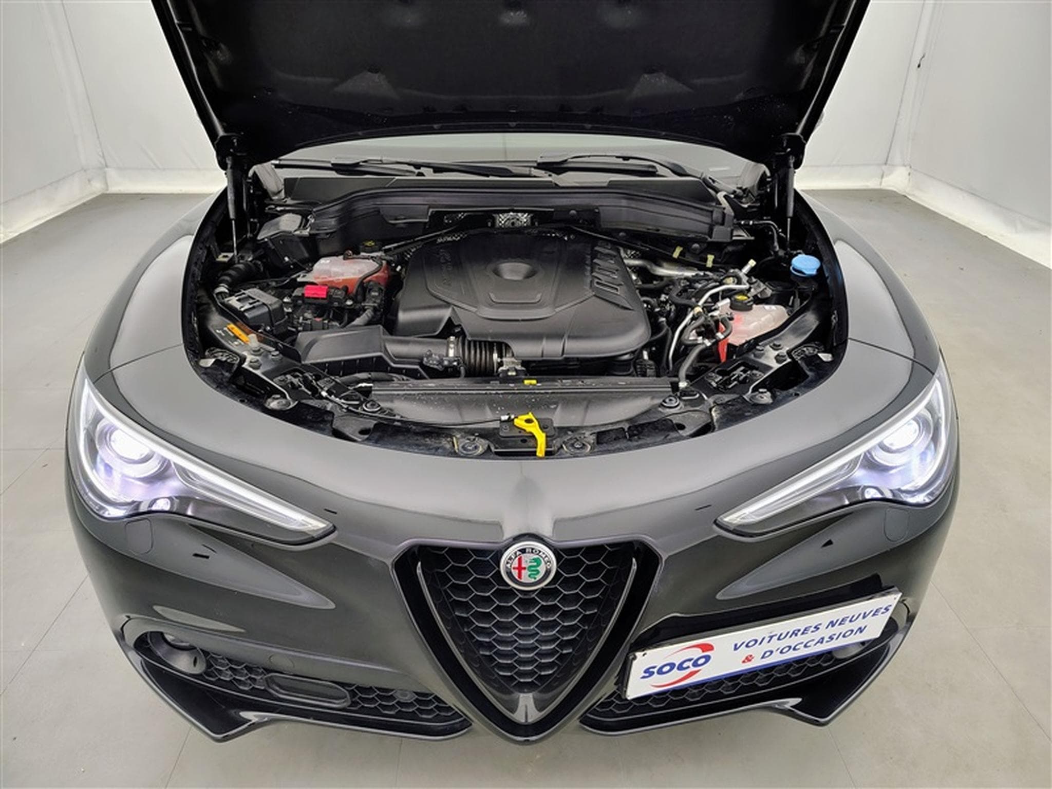 Alfa-Romeo Stelvio 2.2 MJD AWD Sprint NAVI / CUIR / CARPLAY (2022) - Foto 20