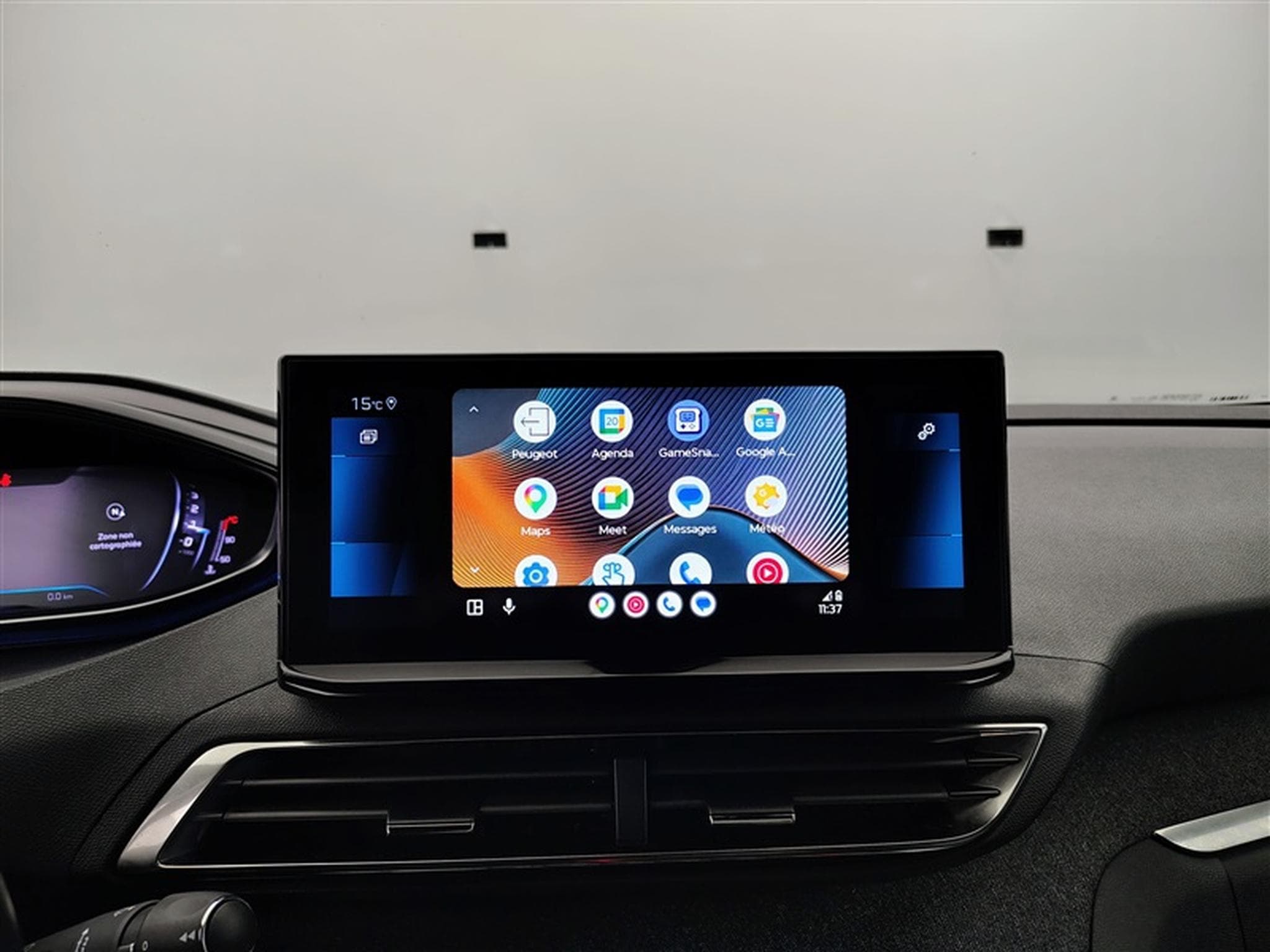 Peugeot 5008 1.2 PureTech Allure Pack 7PL NAVI / S-CUIR / FULL LED (2023) - Foto 22