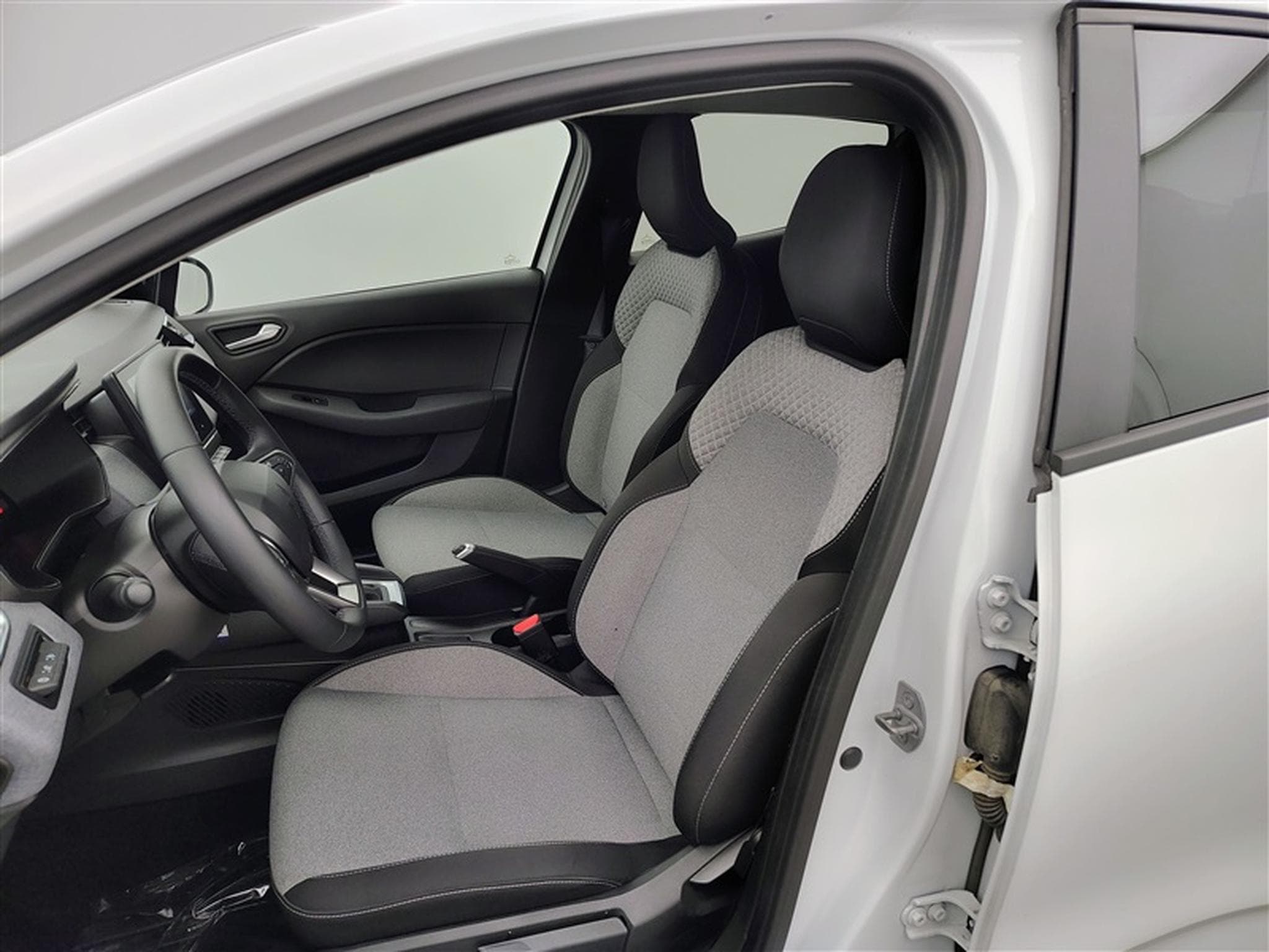 Renault Clio 1.0 TCe 90cv X-Tronic Evolution CARPLAY / PDC AR / JA 16" (2025) - Foto 7
