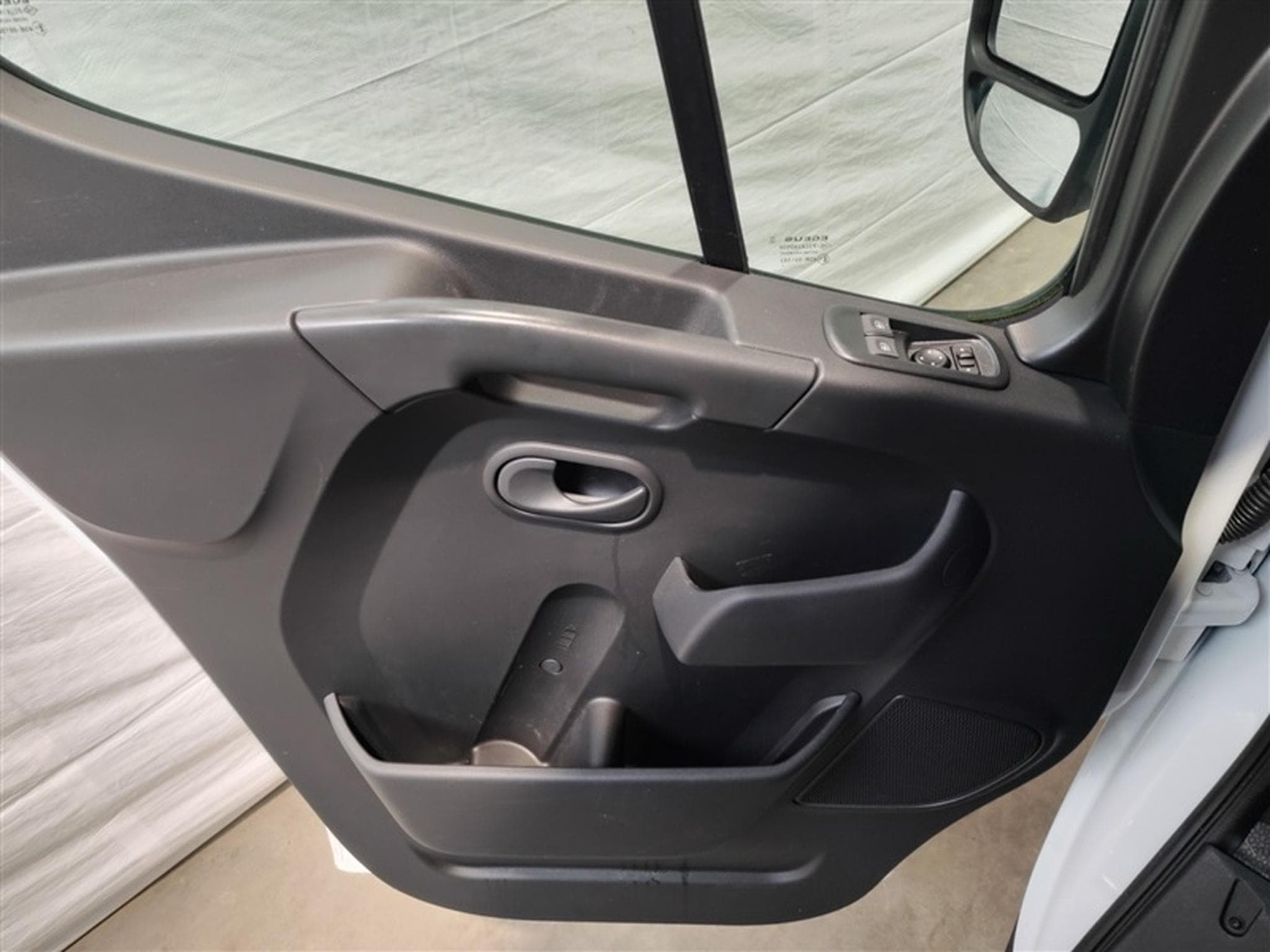 Renault Master L3H2 (2024) - Foto 16