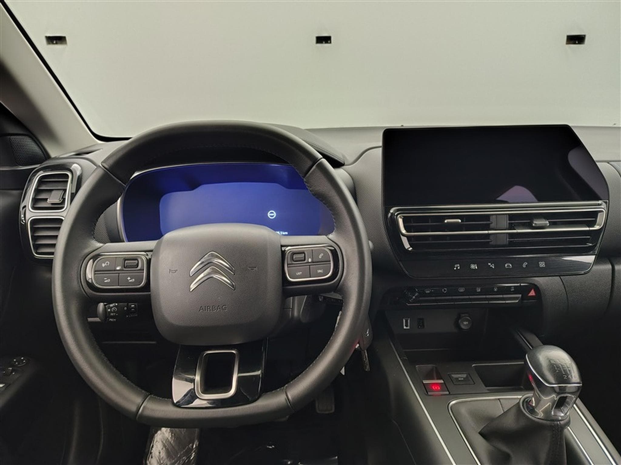 Citroen C5 Aircross 1.2 PureTech Live NAVI/FULL LED/JA18/PDC AV AR (2023) - Foto 9