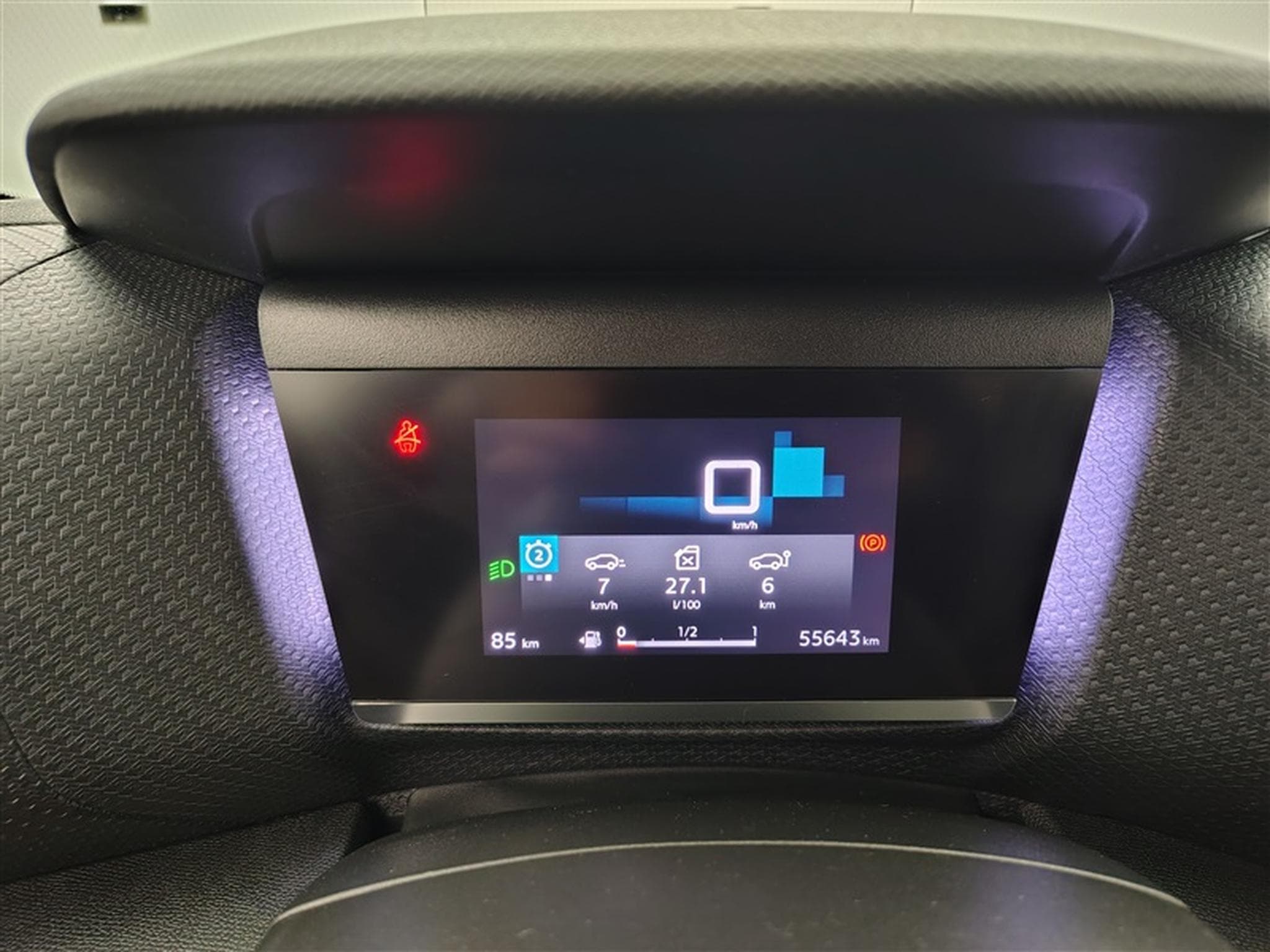 Citroen C4 1.2 PureTech 130Cv Feel Pack NAVI / CARPLAY / CAMERA (2022) - Foto 10