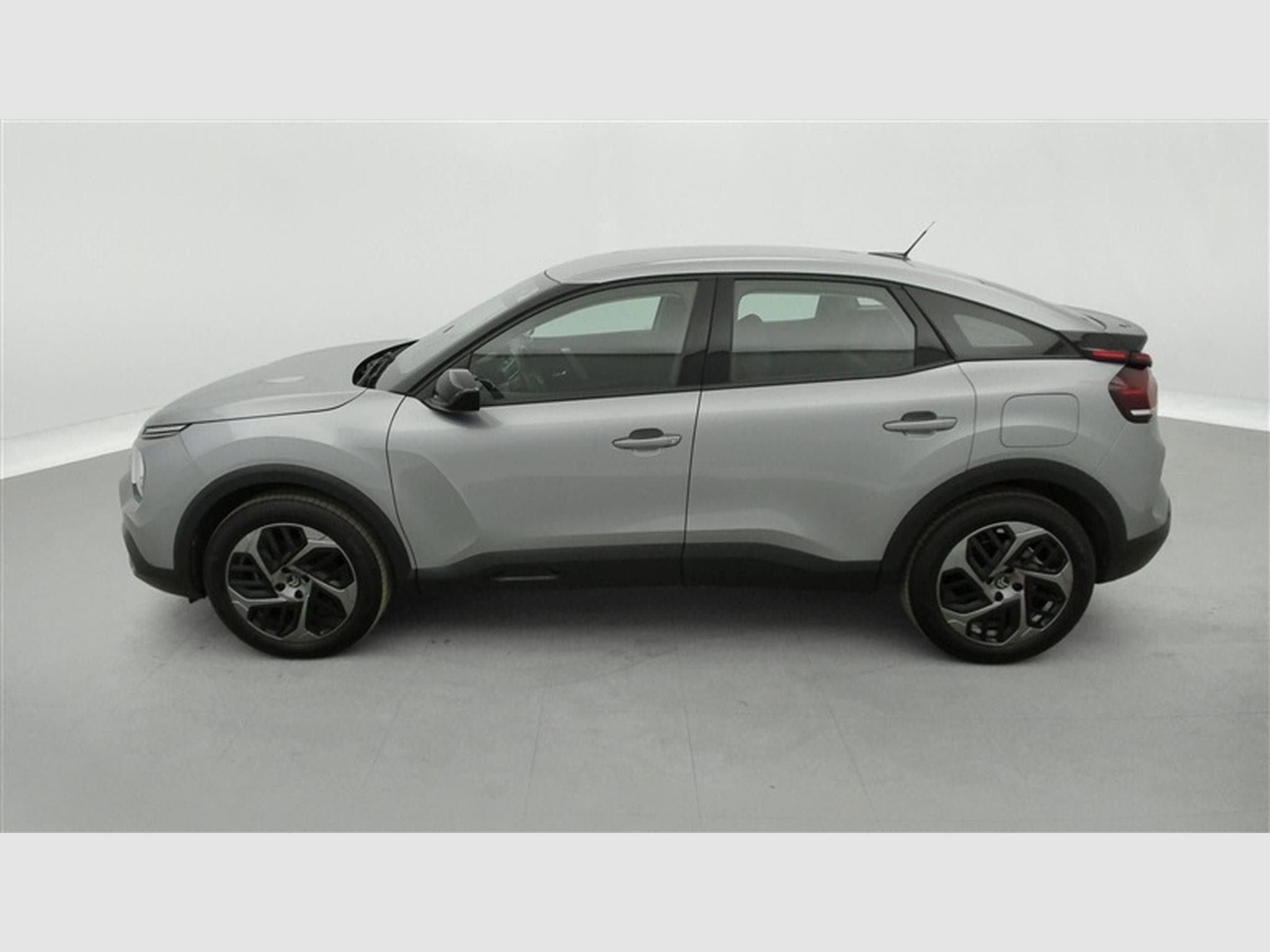 Citroen C4 1.2 PureTech 130Cv Feel Pack NAVI / CARPLAY / CAMERA (2022) - Foto 3
