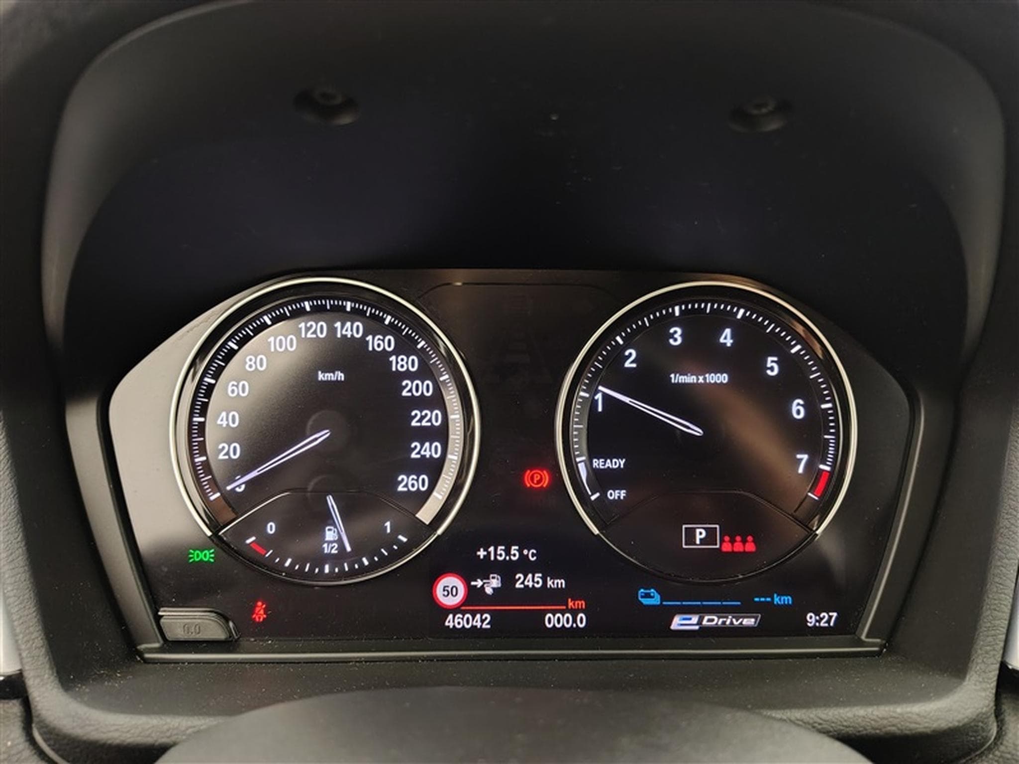 BMW X1 PHEV 1.5iA xDrive25e NAVI / FULL LED / CUIR / HUD (2022) - Foto 10