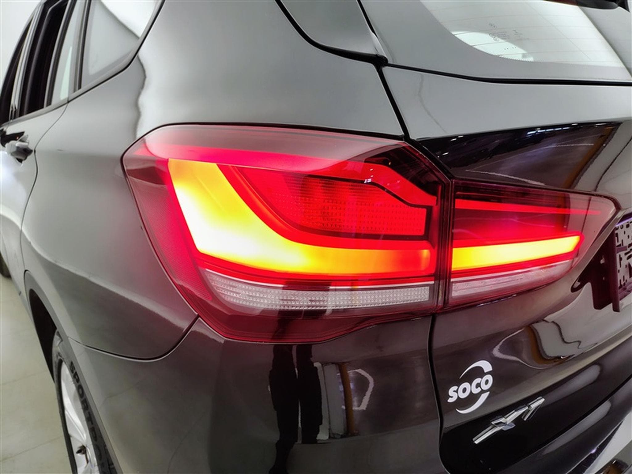 BMW X1 PHEV 1.5iA xDrive25e NAVI / FULL LED / CUIR / HUD (2022) - Foto 16
