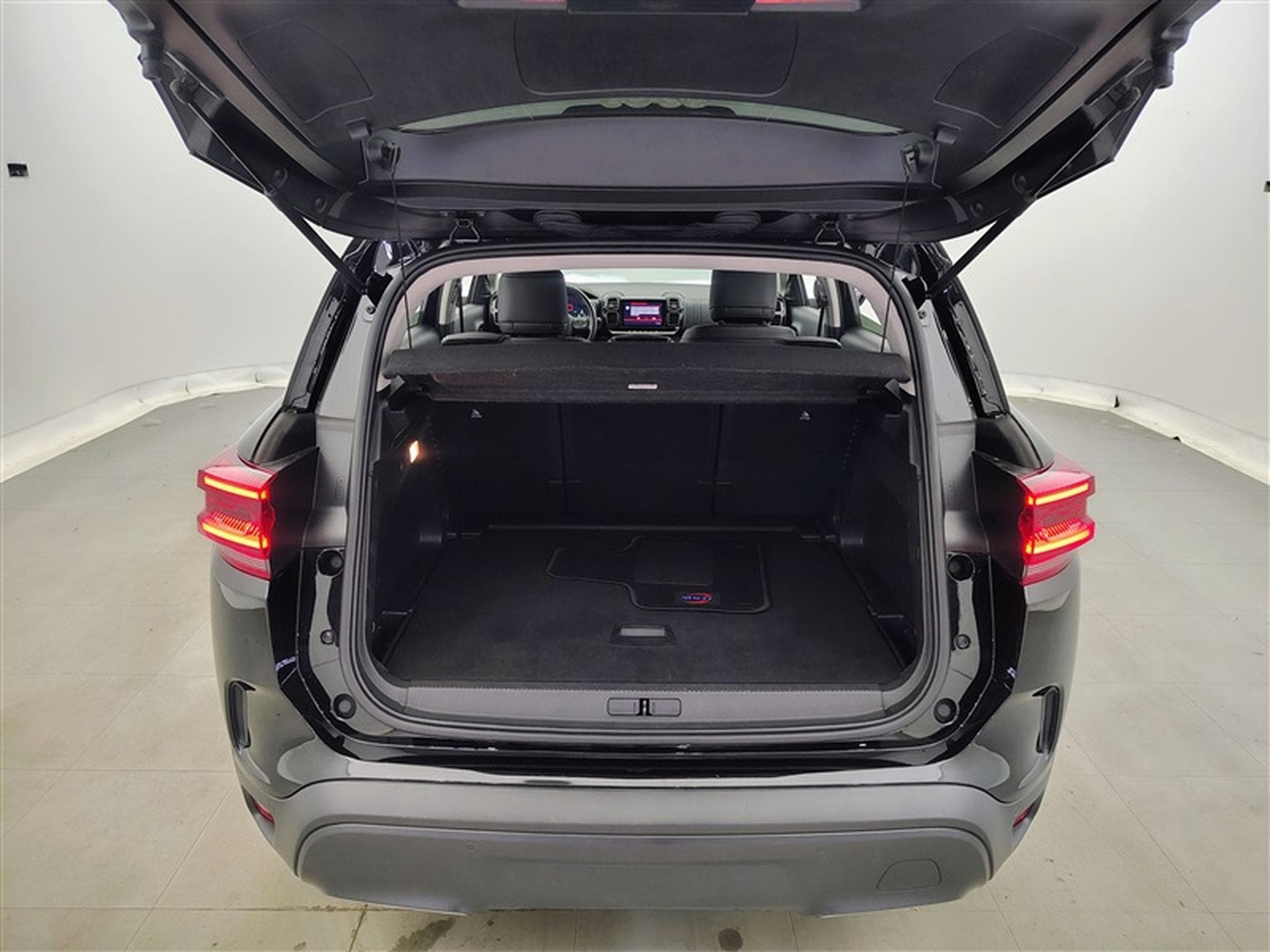 Citroen C5 Aircross 1.2 PureTech 130Cv EAT8 Feel Pack S-CUIR / CARPLAY / CAMERA (2023) - Foto 14